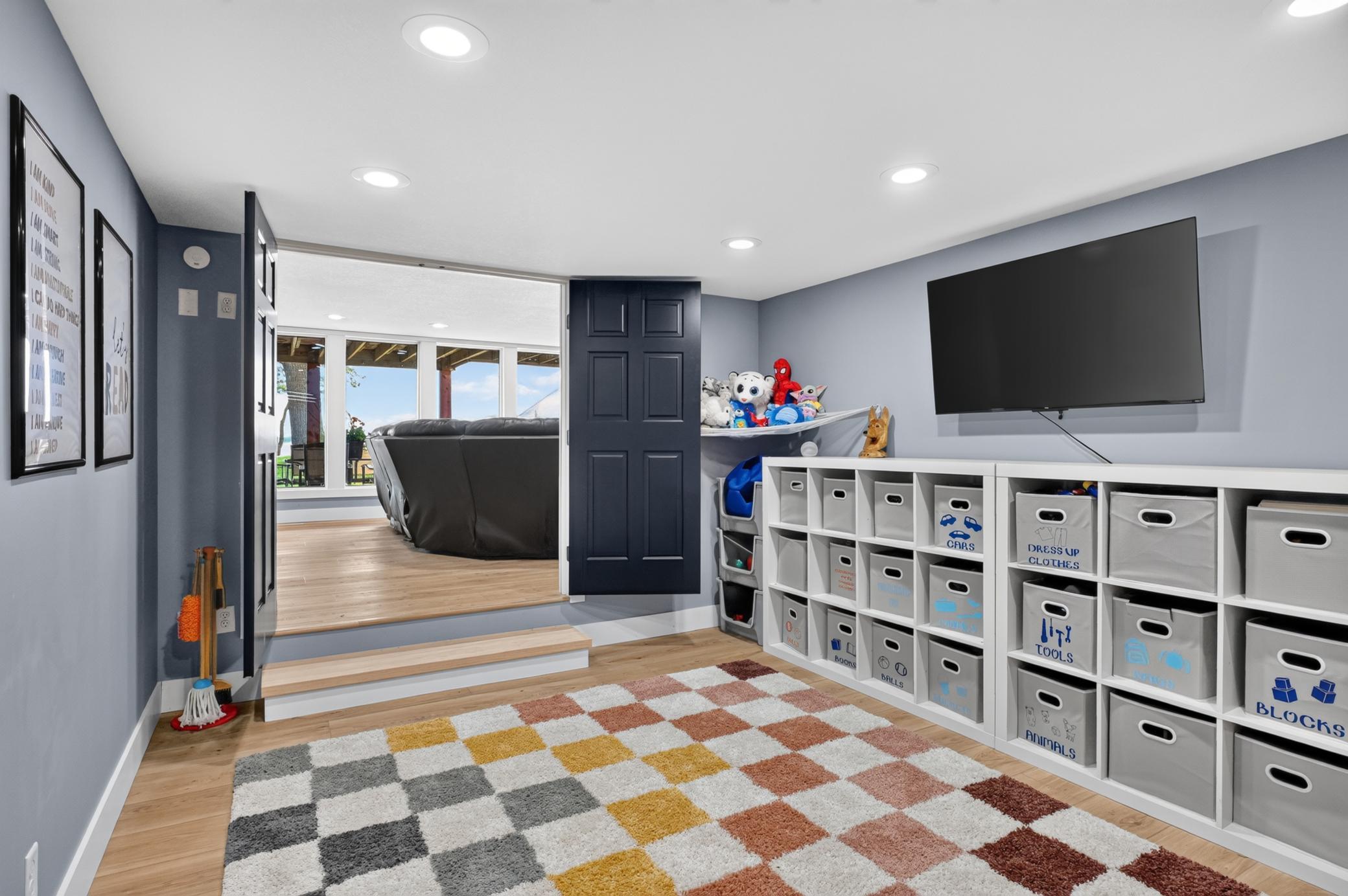 main property photo 49