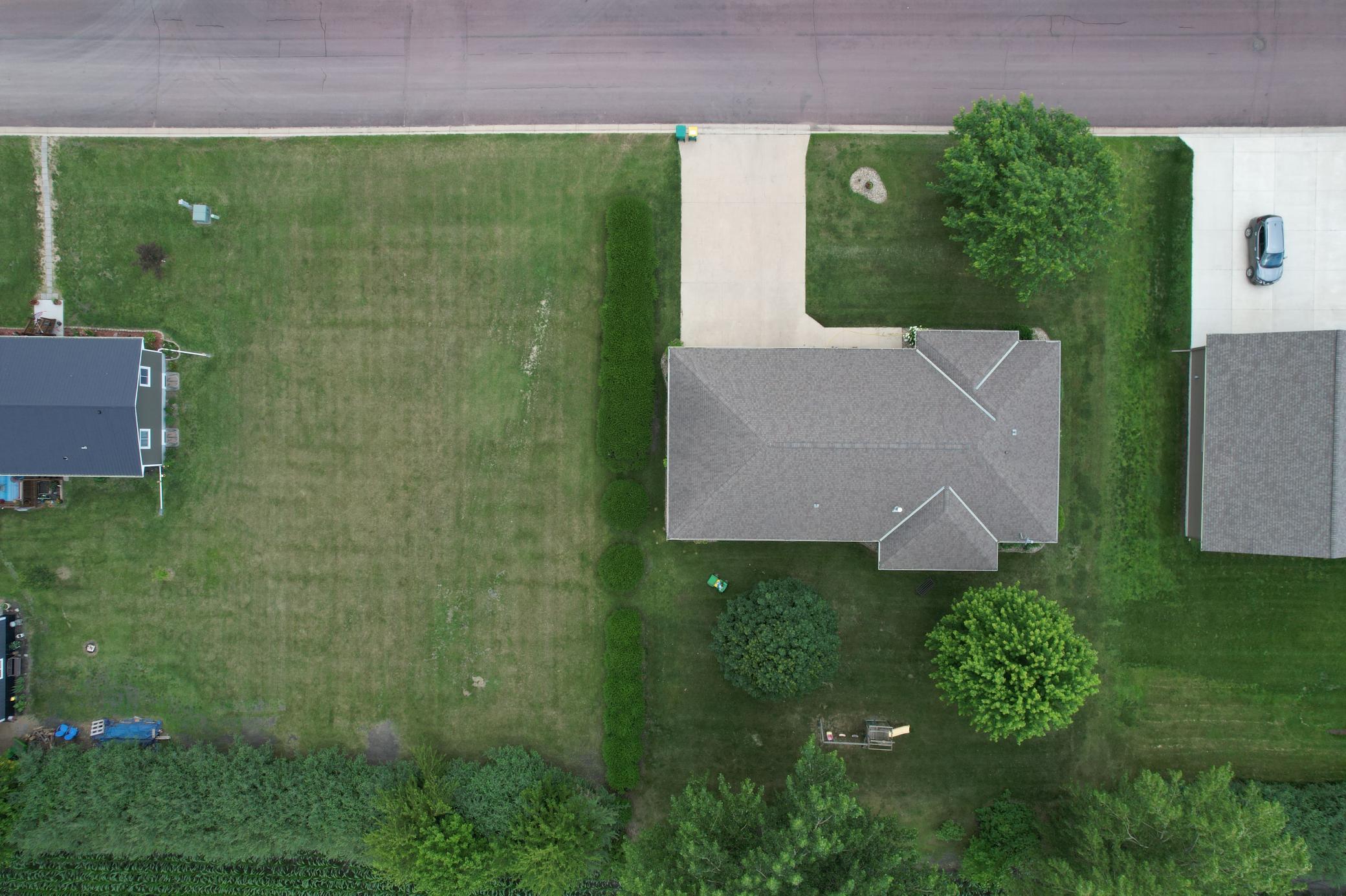 main property photo 88