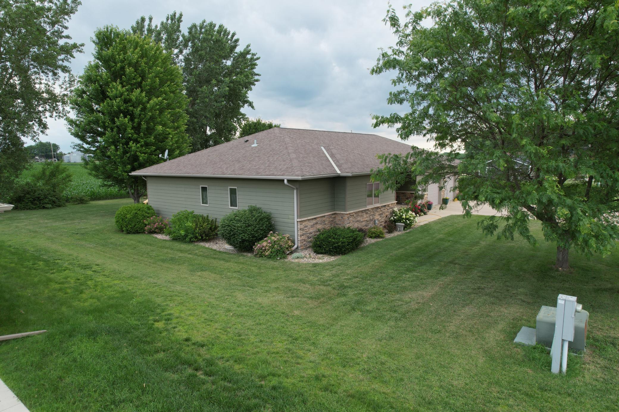 main property photo 91