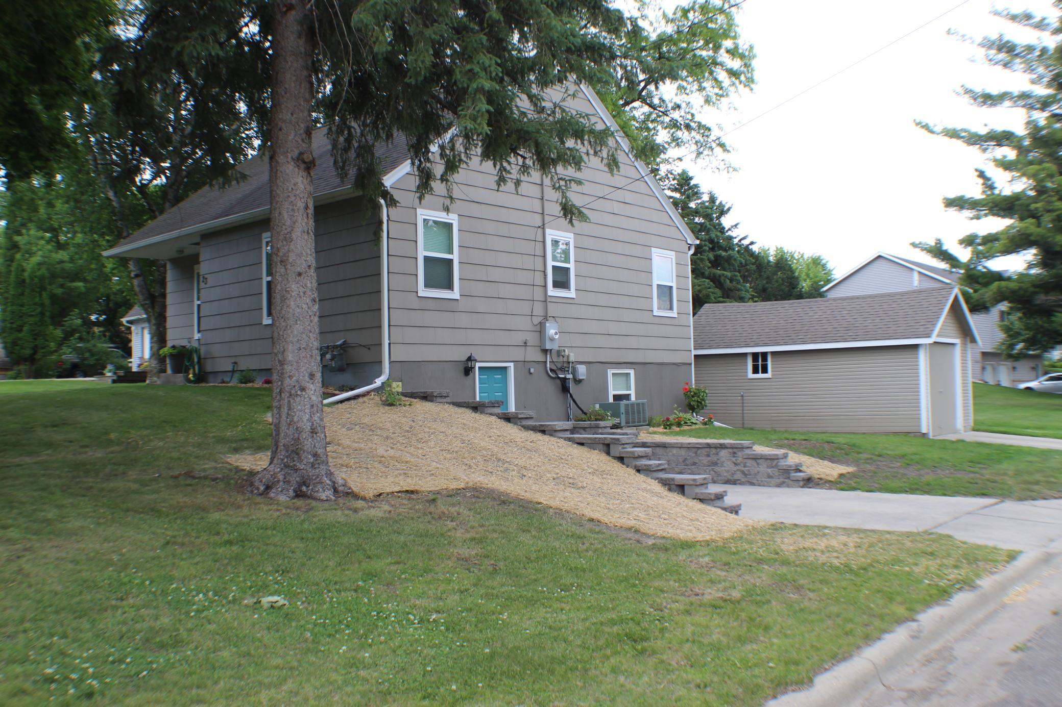 main property photo 13