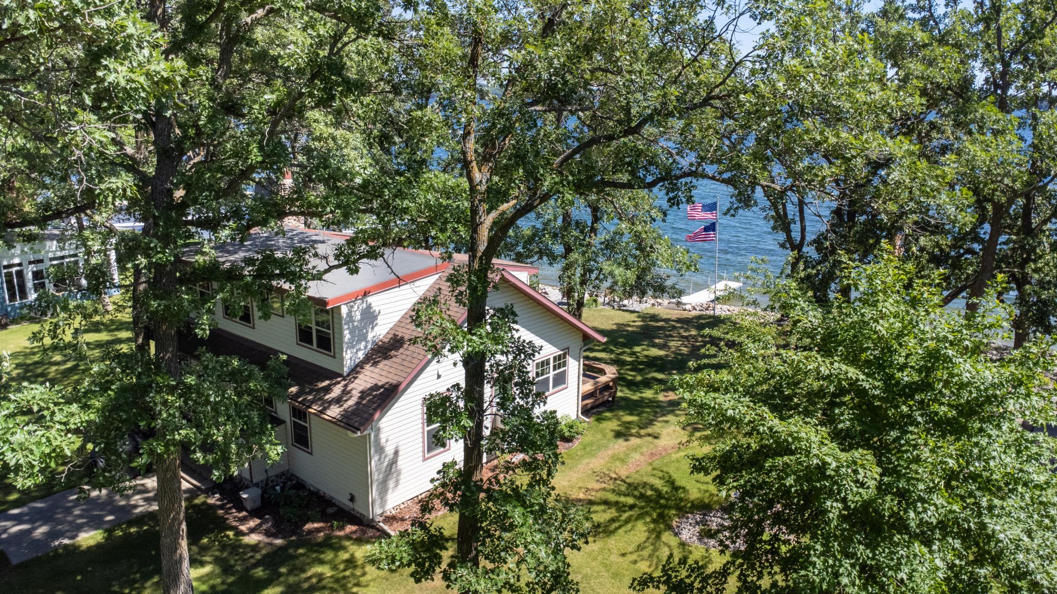 main property photo 9