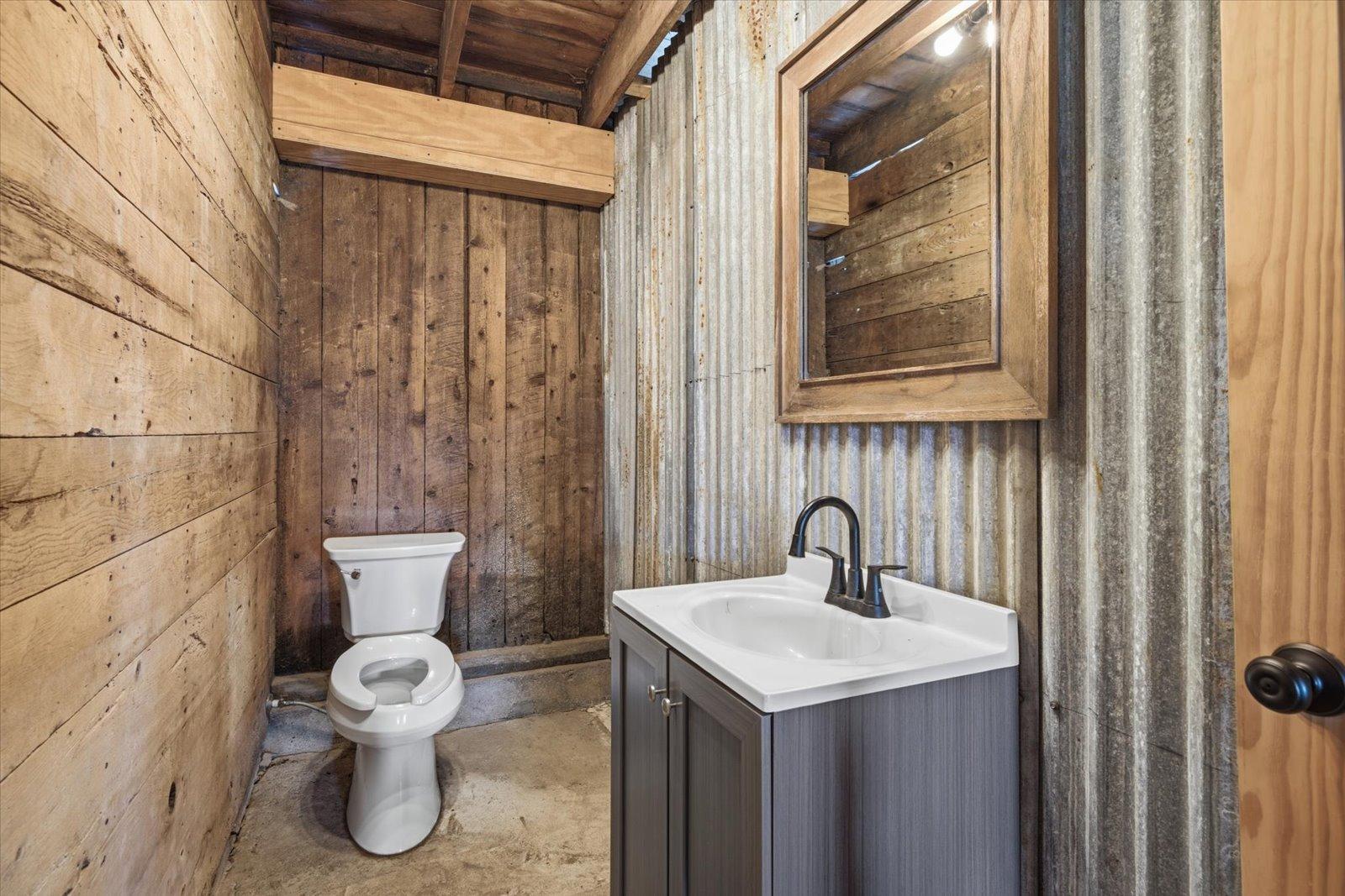 main property photo 19