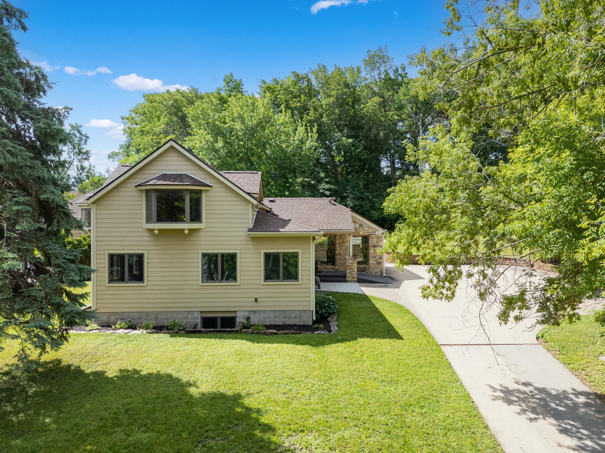 main property photo 1