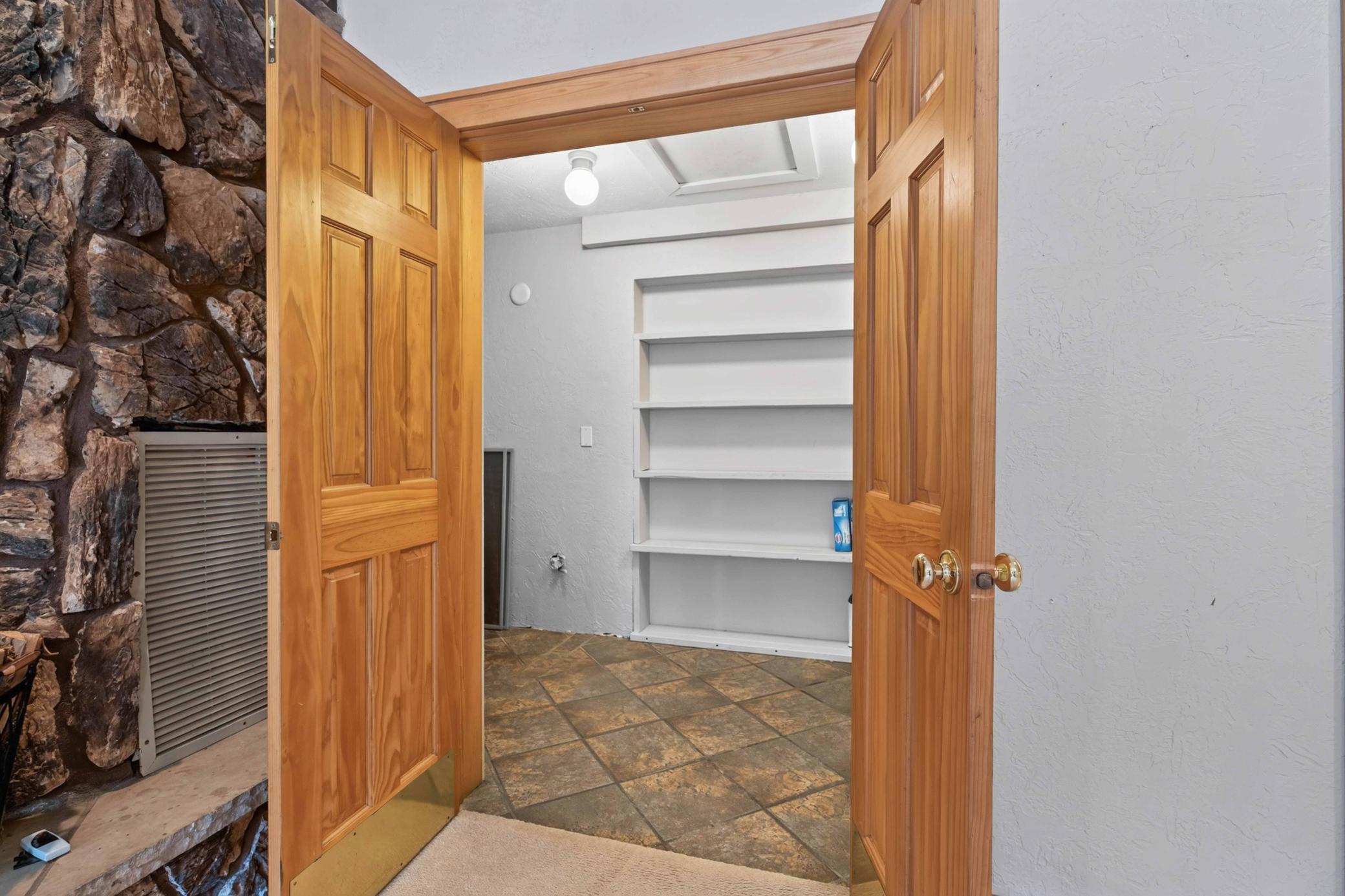 main property photo 90