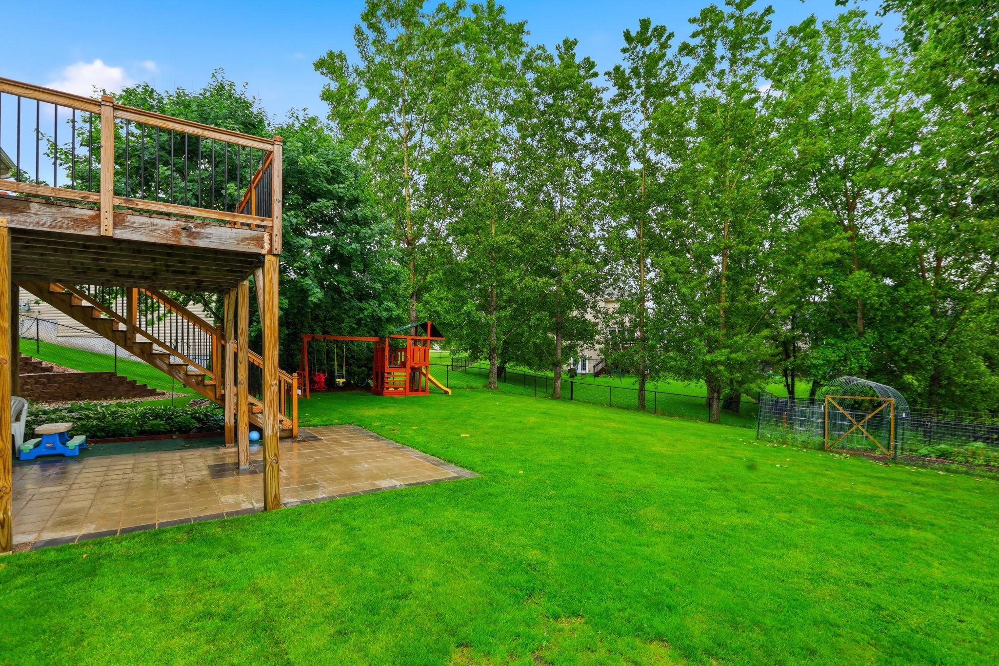 main property photo 33