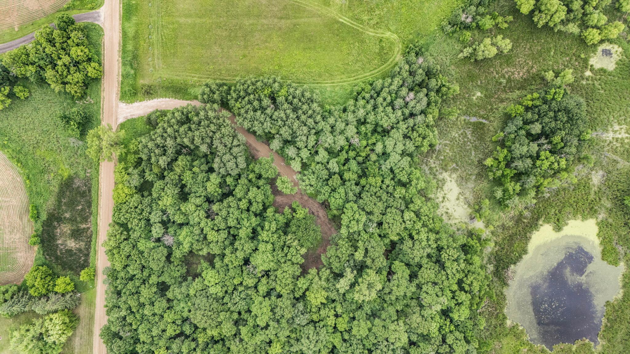 main property photo 11