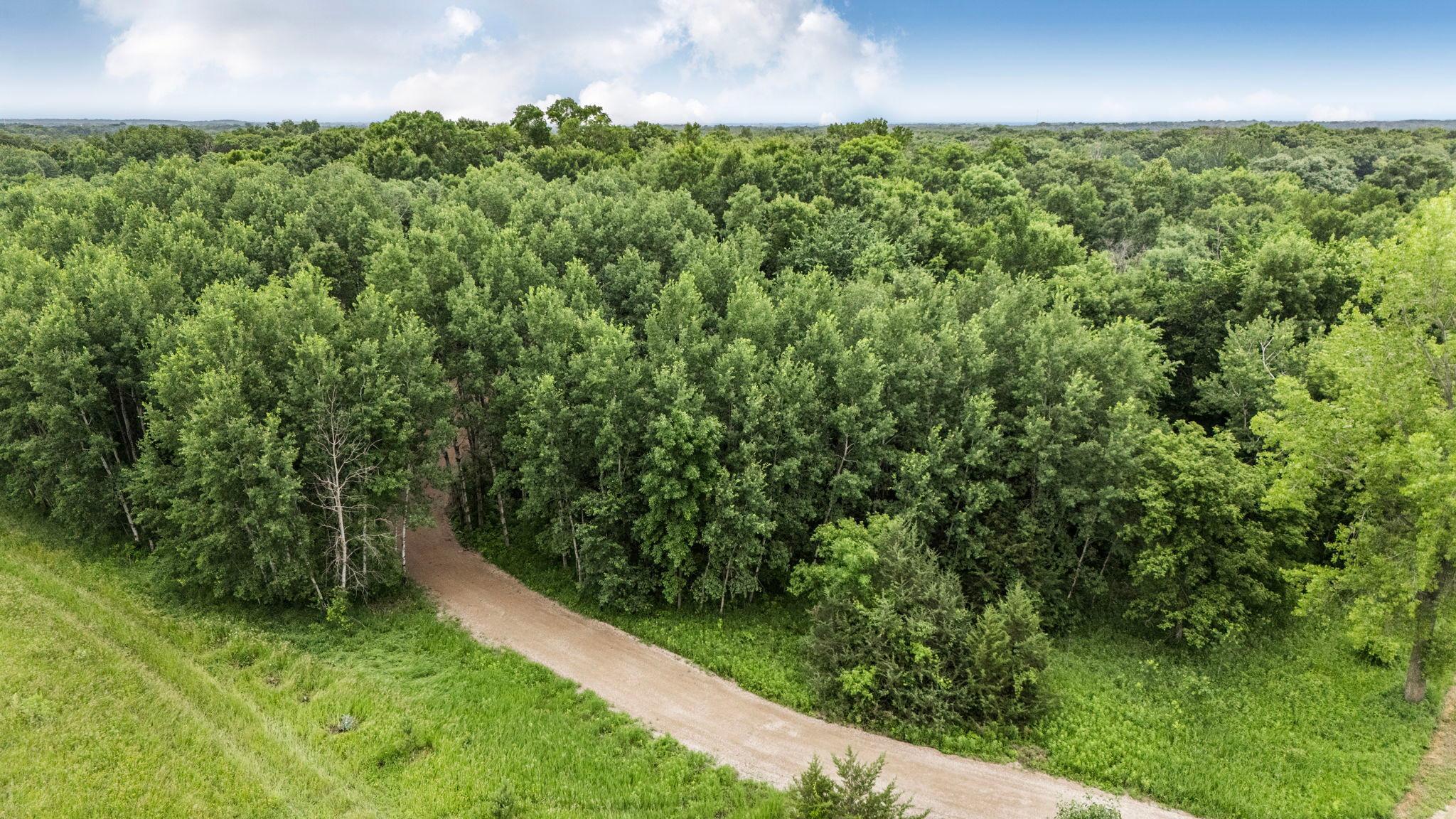 main property photo 16