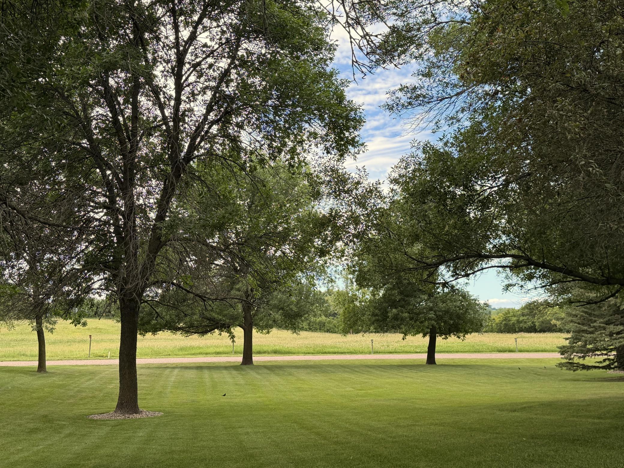 main property photo 40