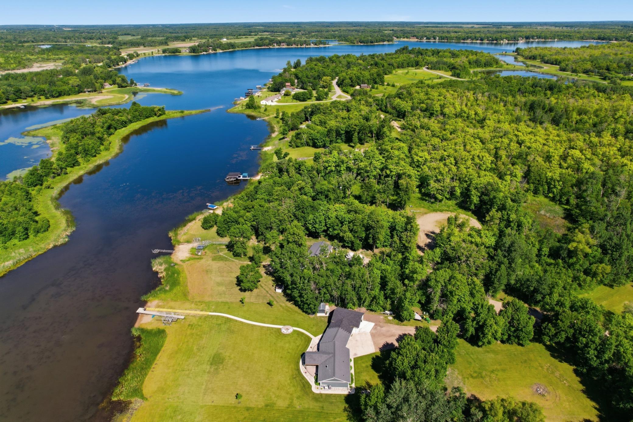 main property photo 50