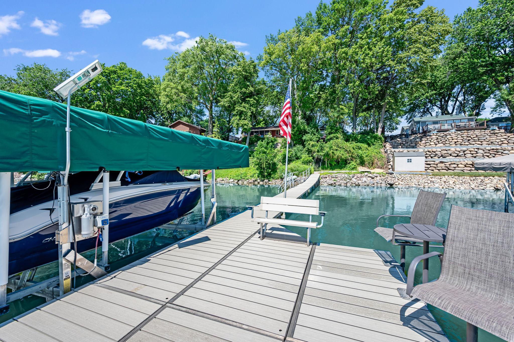 main property photo 22