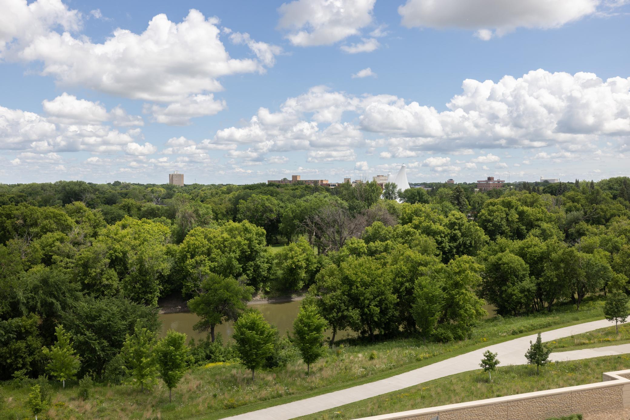 main property photo 50