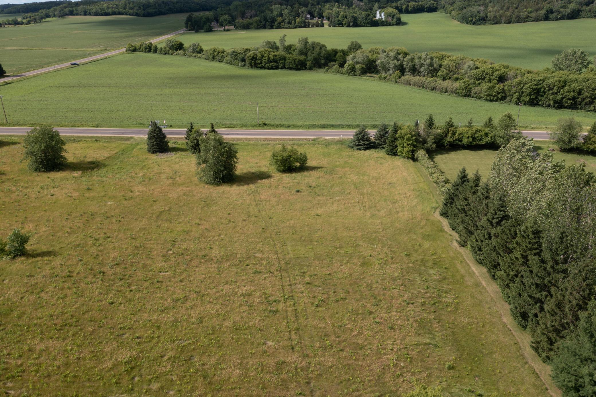 main property photo 11