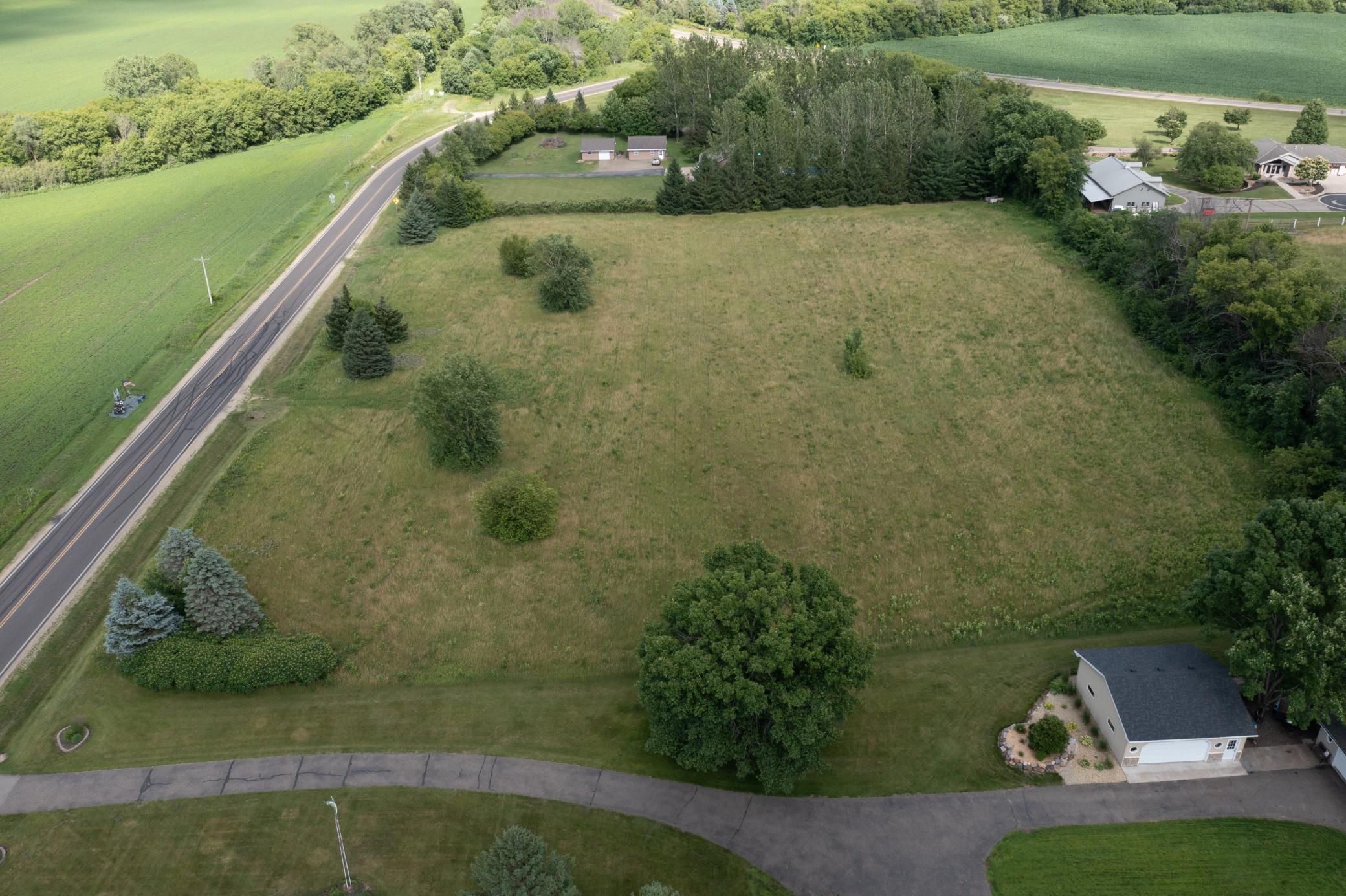 main property photo 13