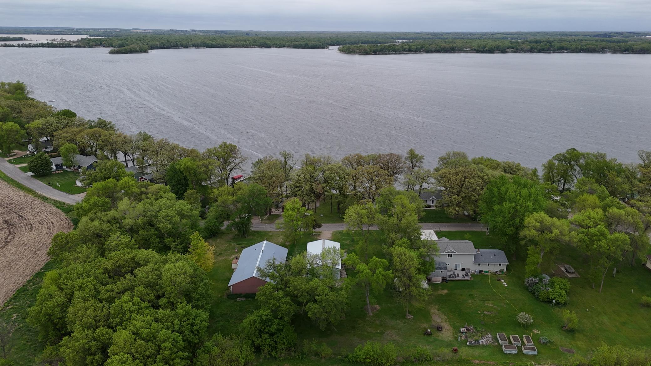main property photo 24