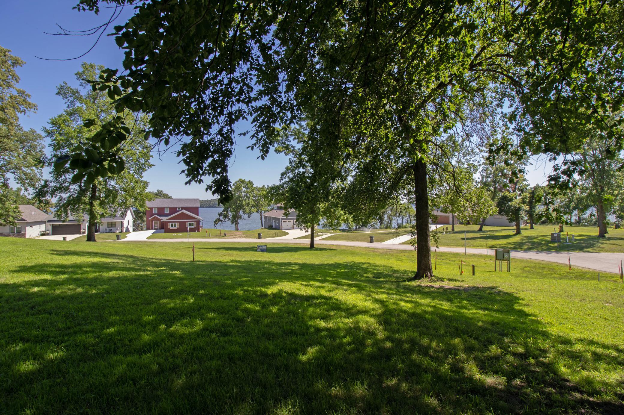 main property photo 10