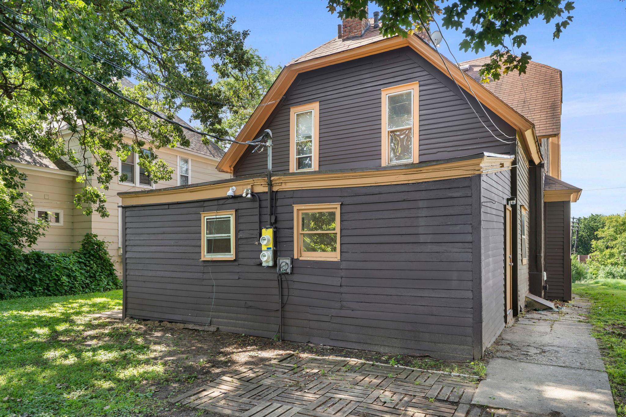 main property photo 59