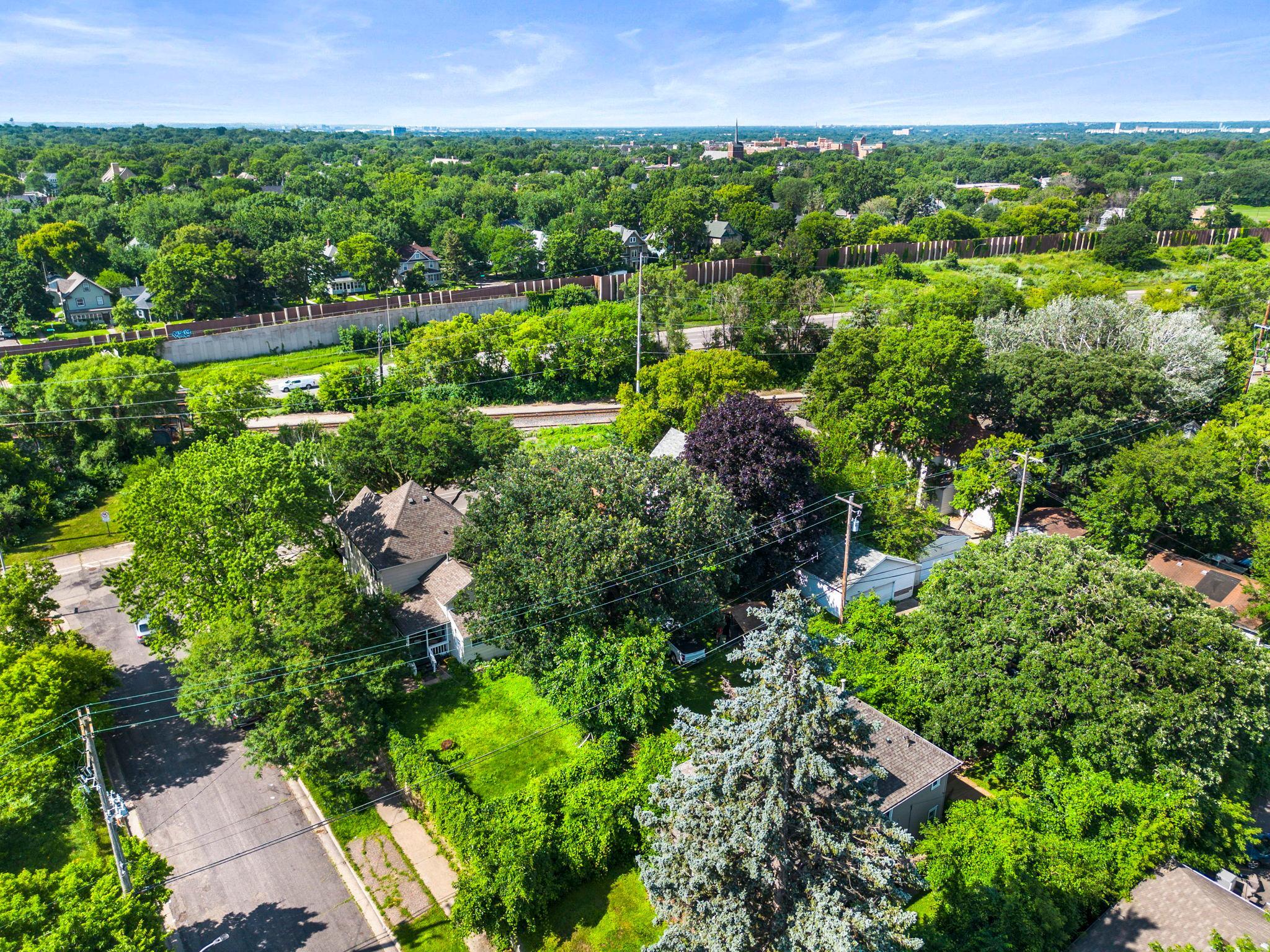 main property photo 68