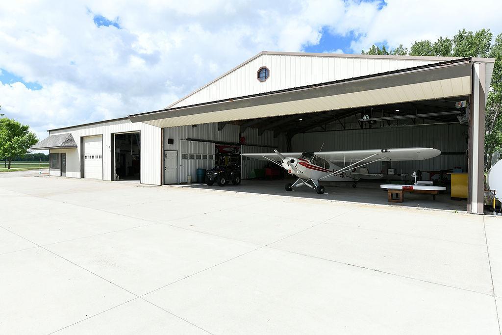 main property photo 45