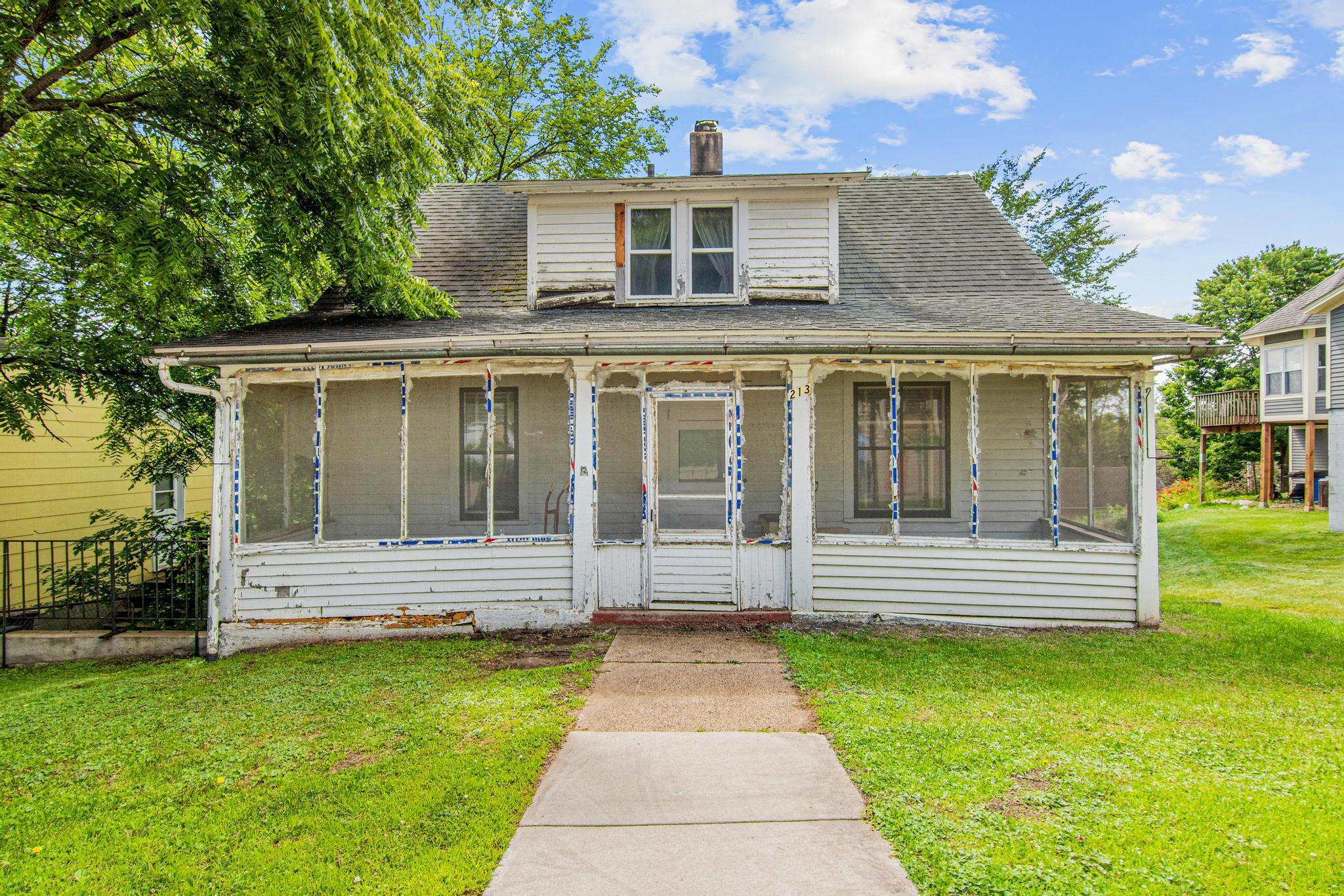 main property photo 13