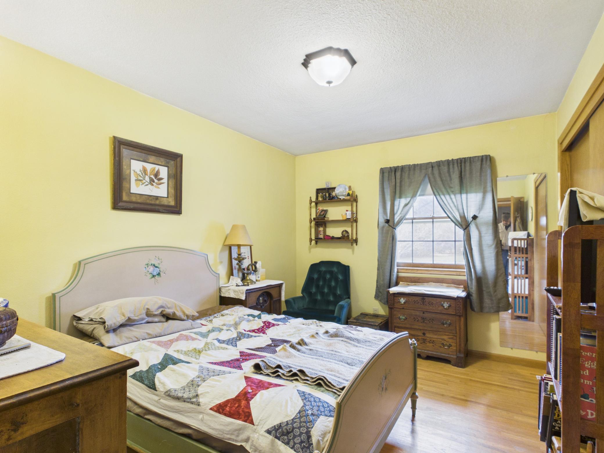 main property photo 8
