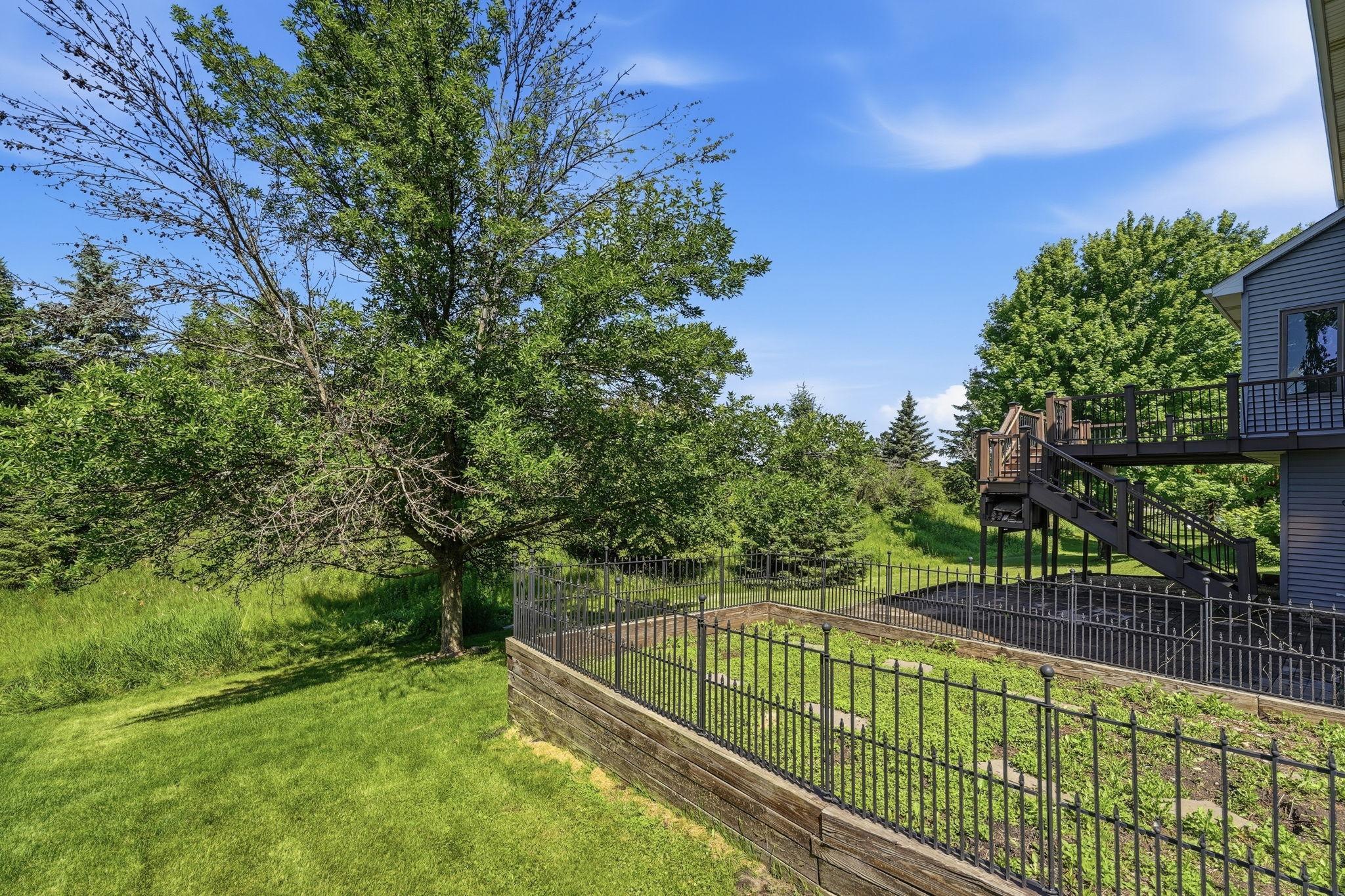 main property photo 74