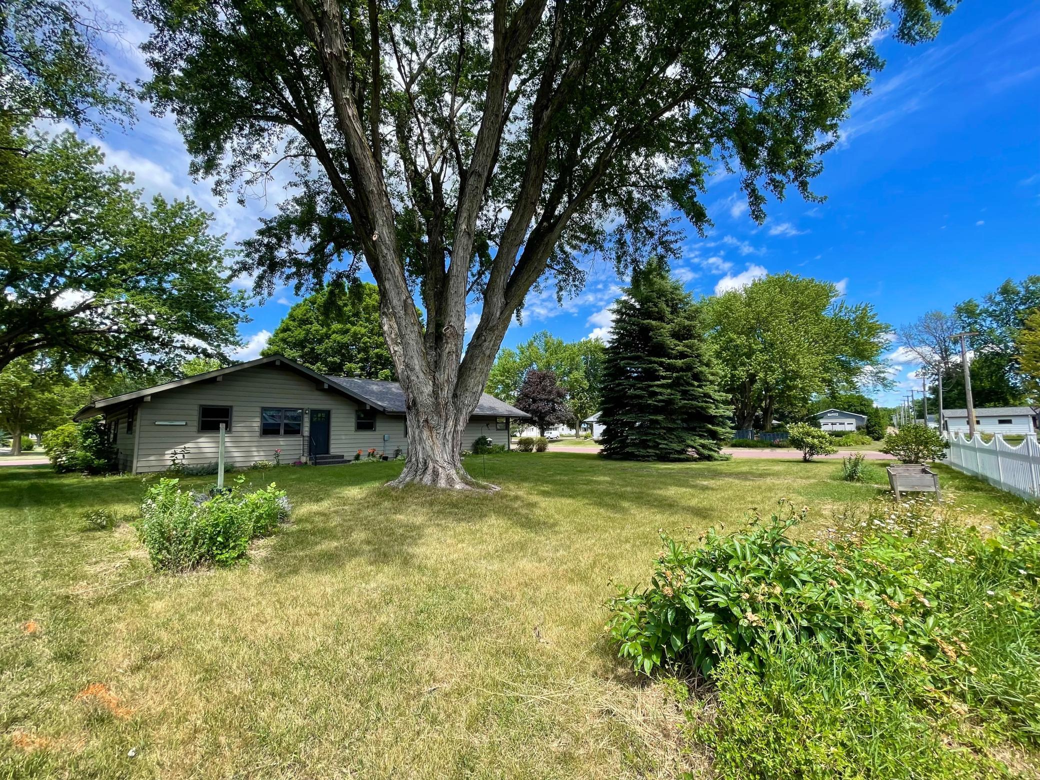 main property photo 60