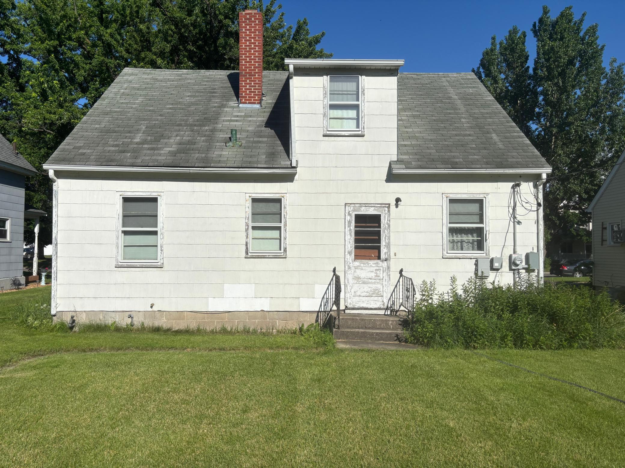 main property photo 2