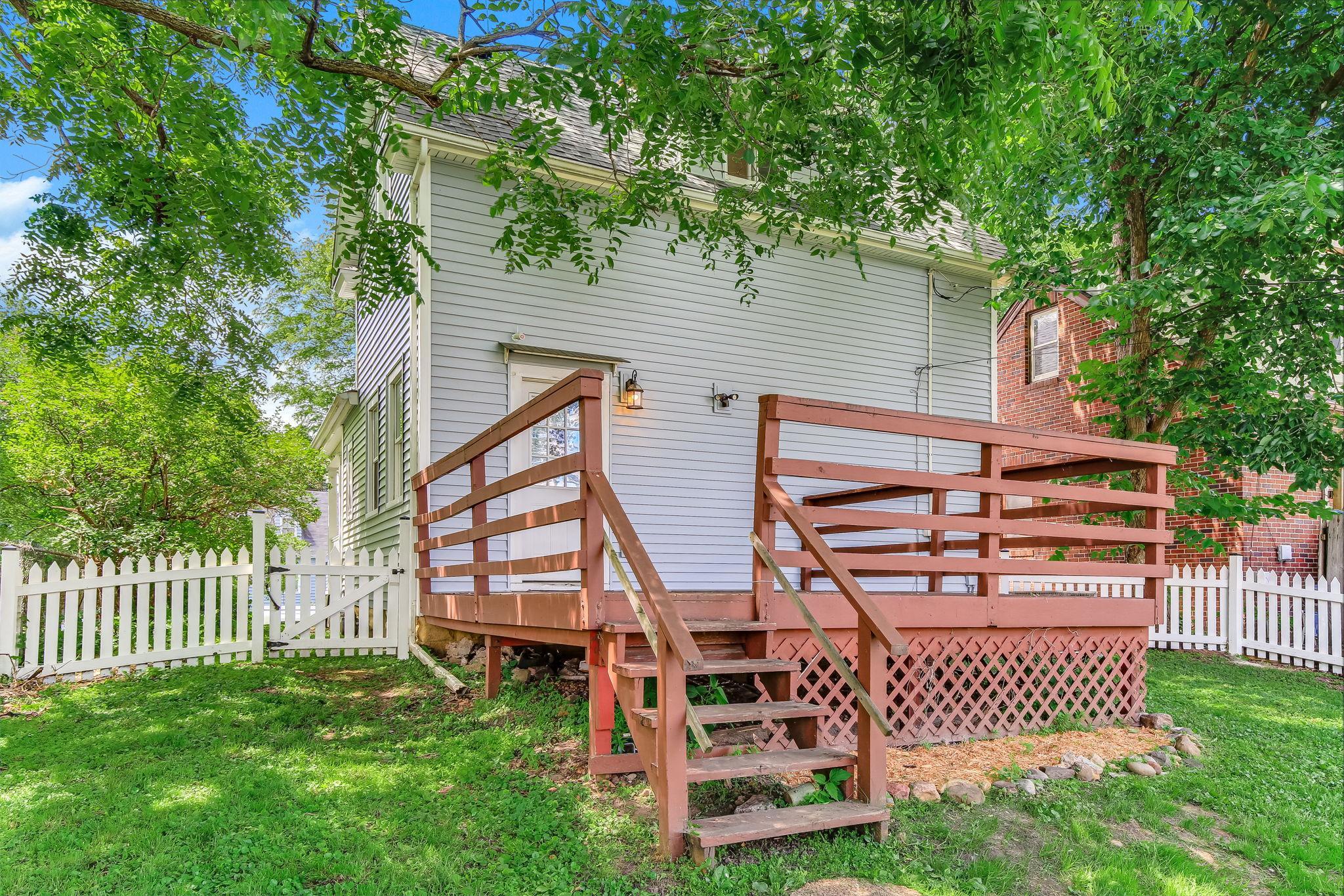 main property photo 32