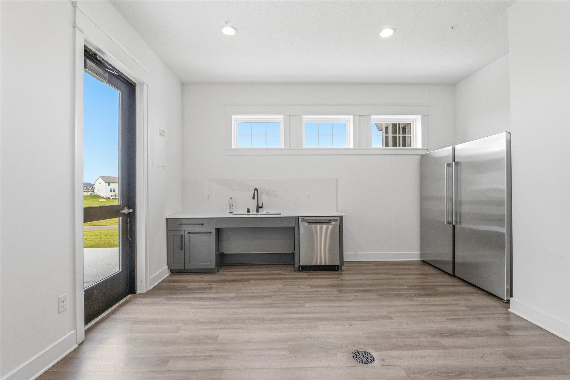 main property photo 60