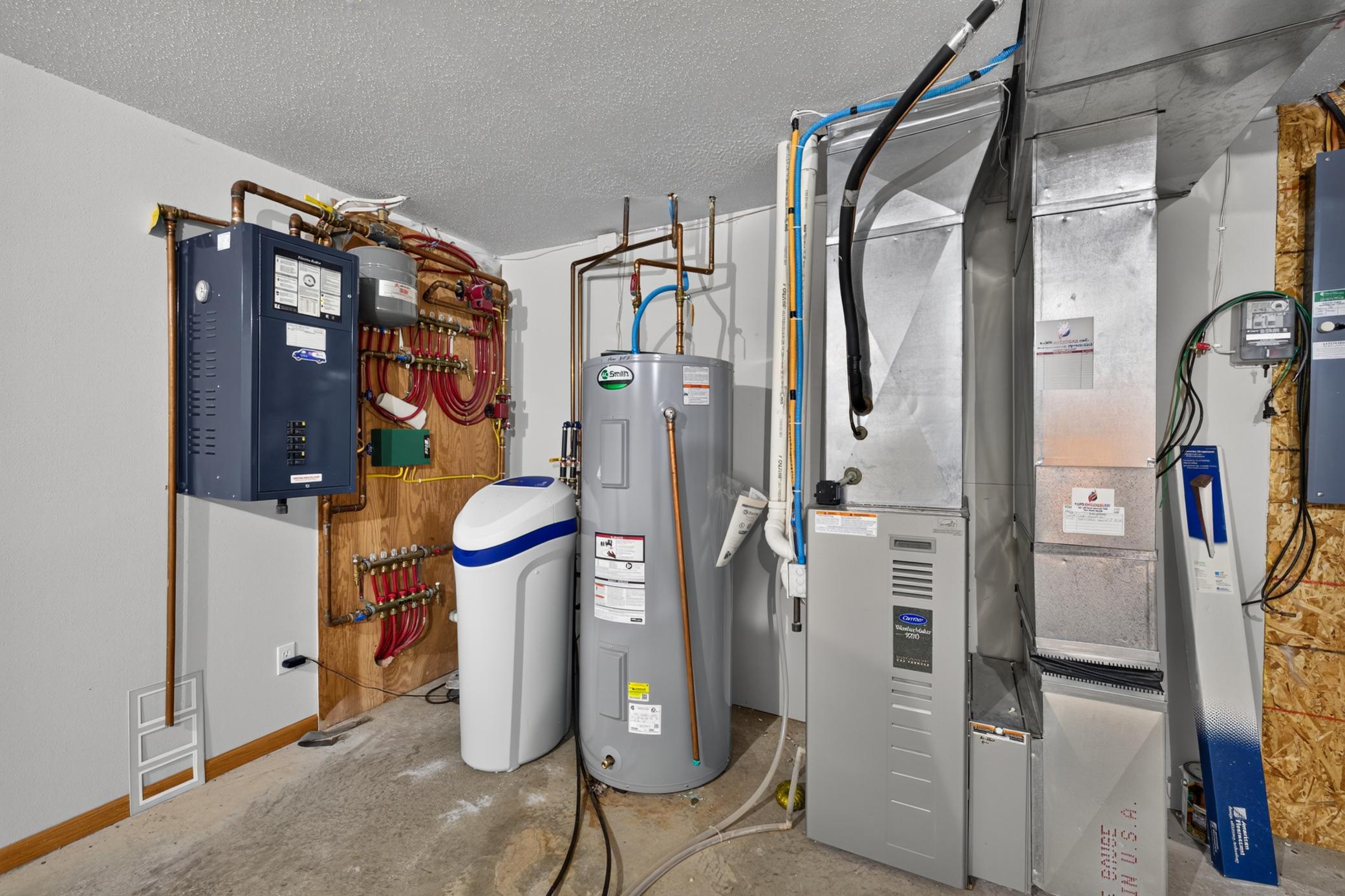 main property photo 37