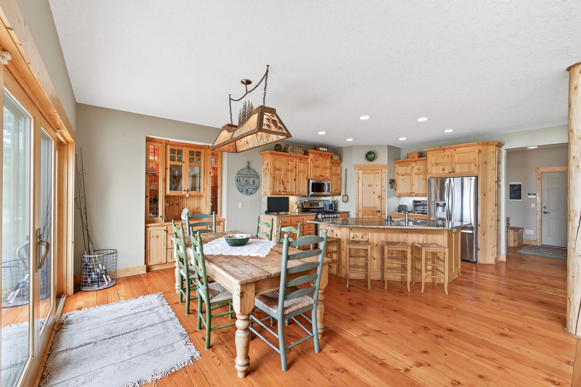 main property photo 27