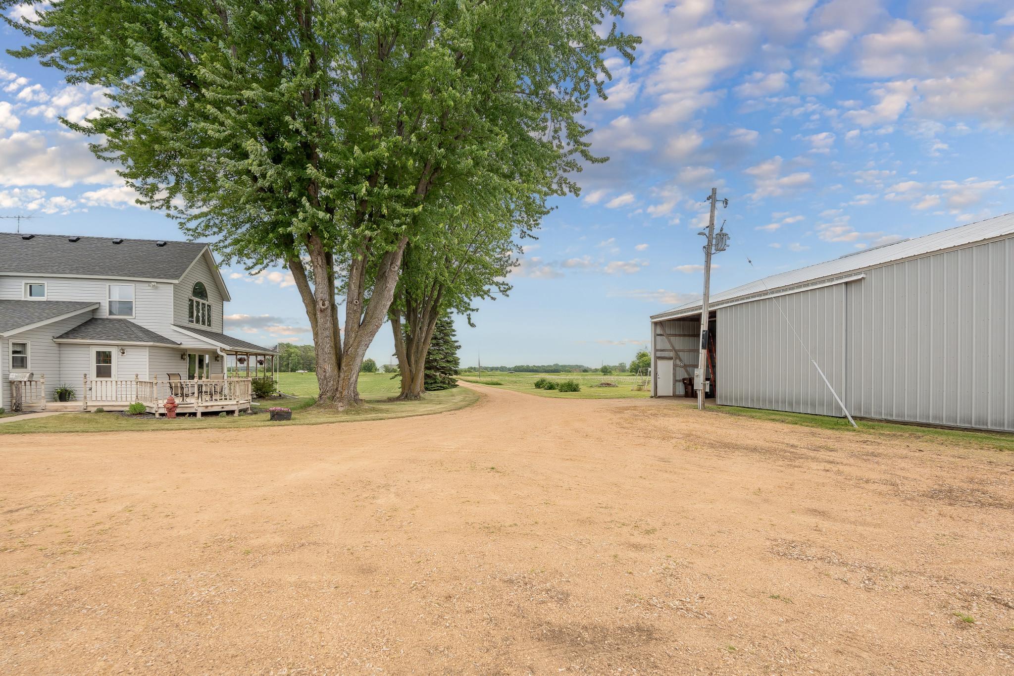 main property photo 31