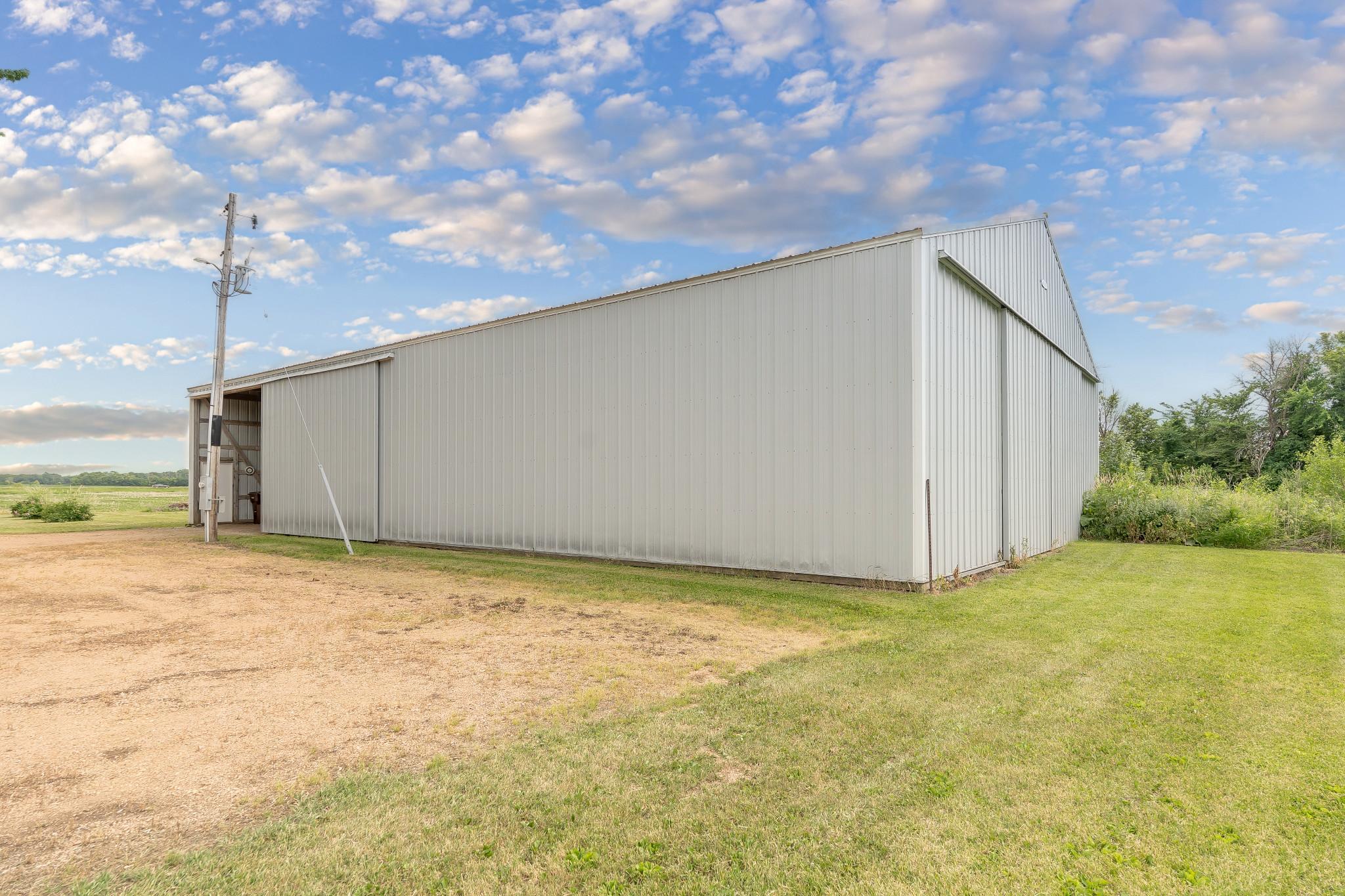 main property photo 34