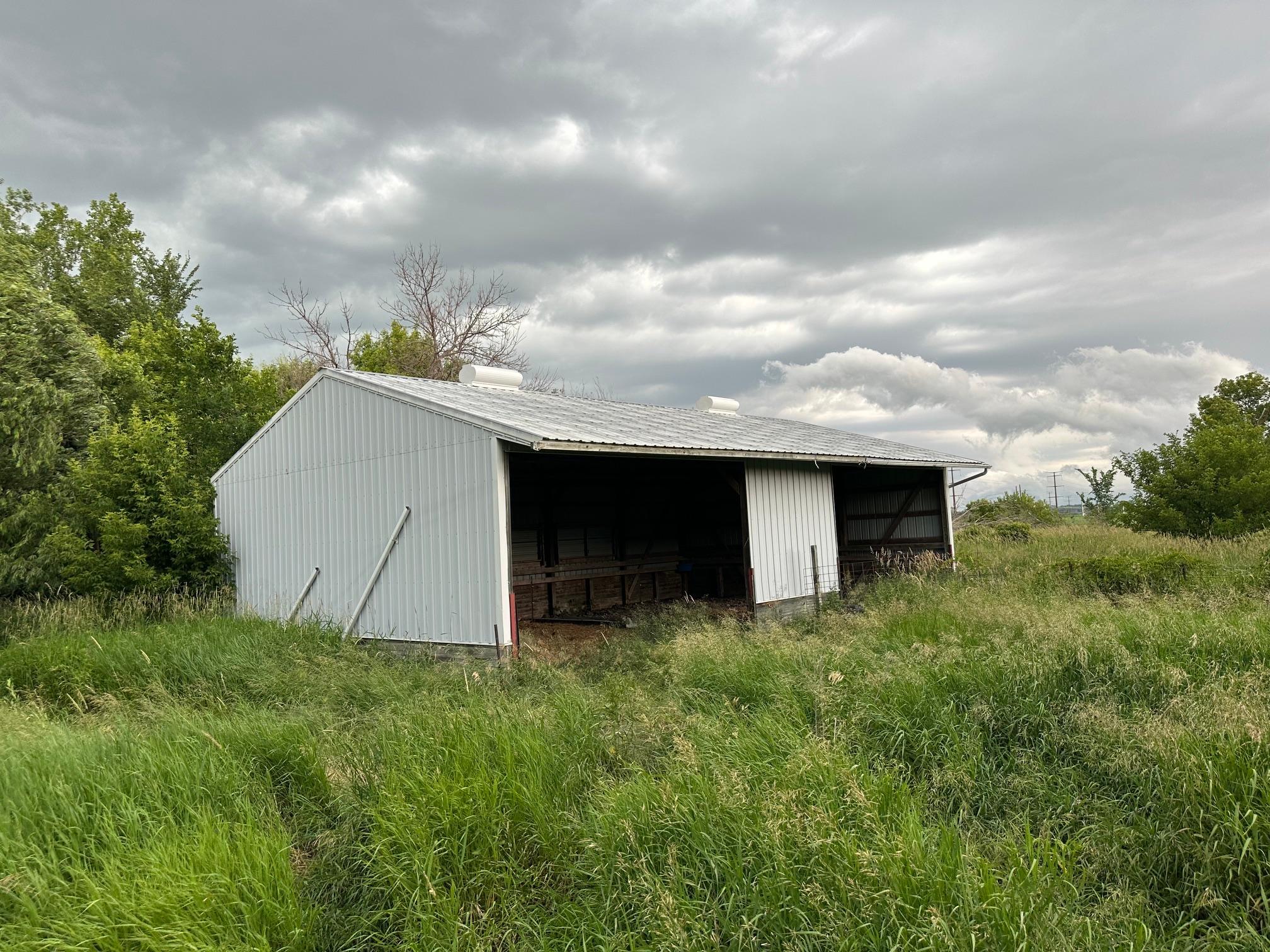 main property photo 39