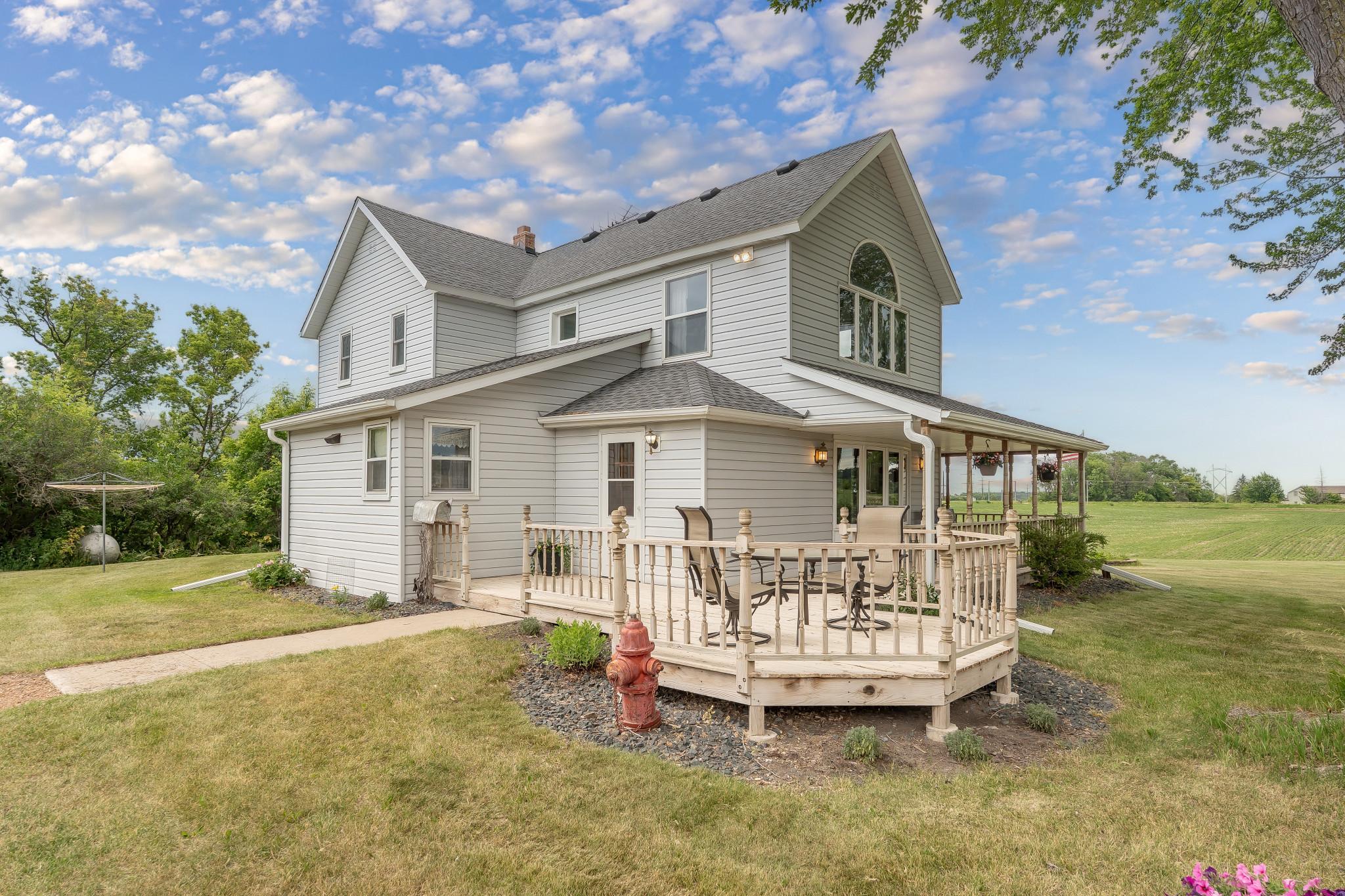 main property photo 5