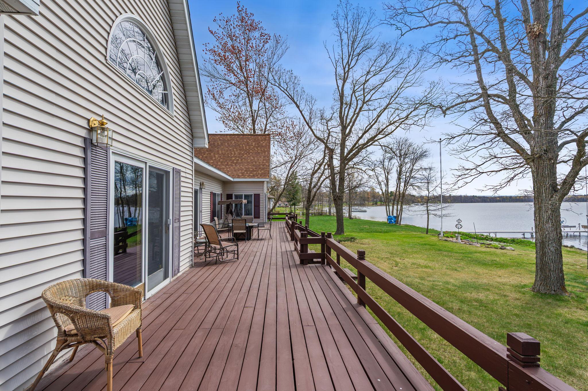 main property photo 40
