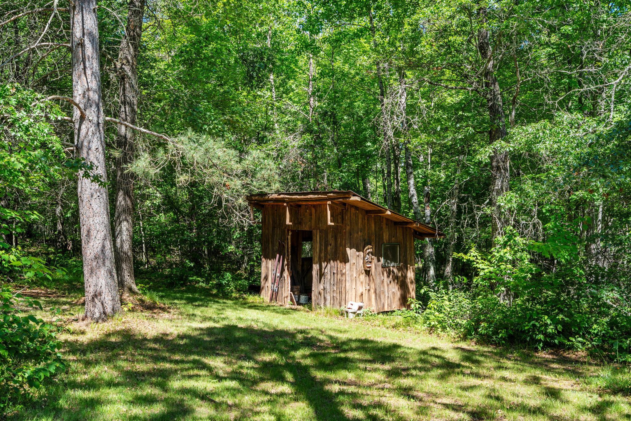 main property photo 34