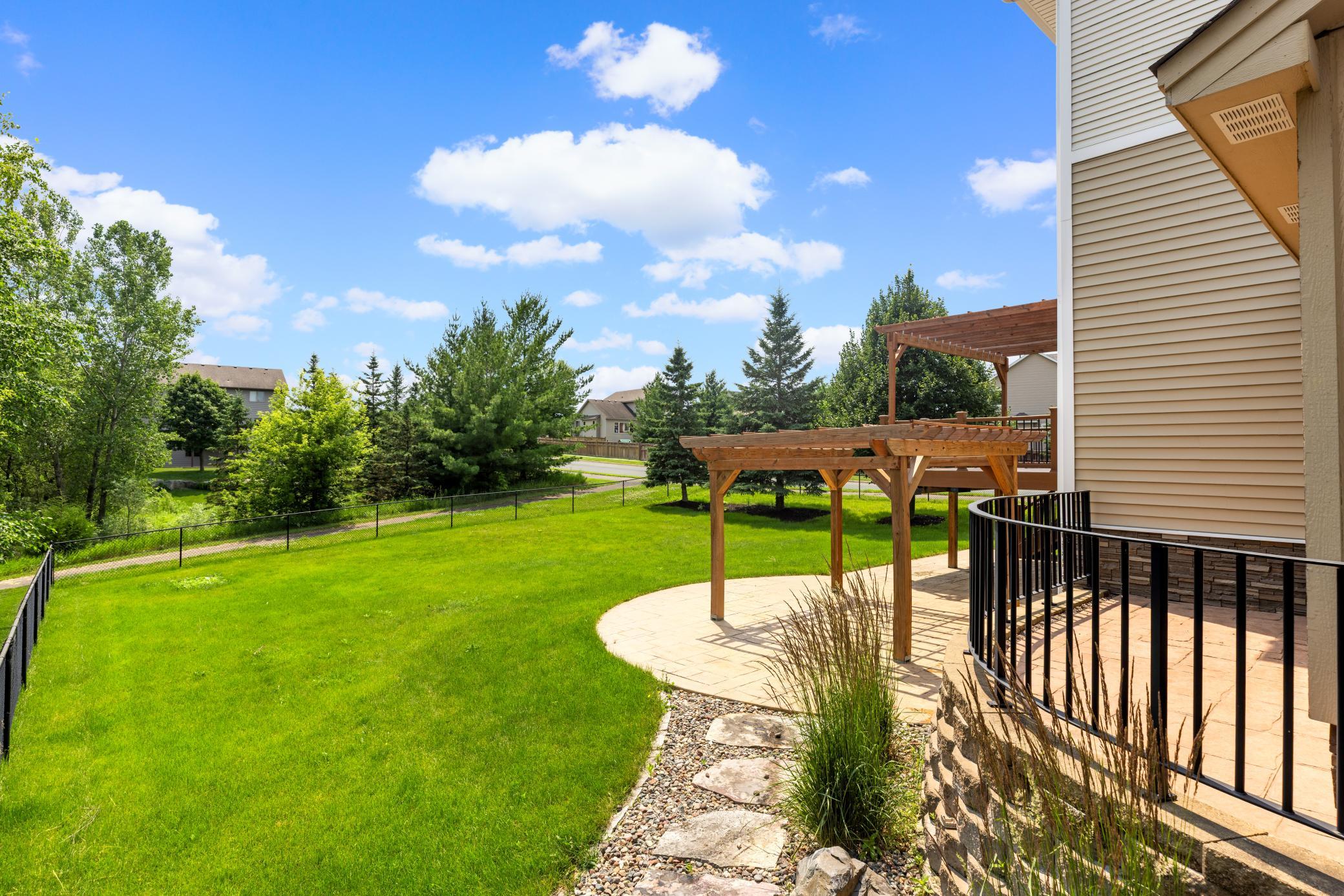 main property photo 10