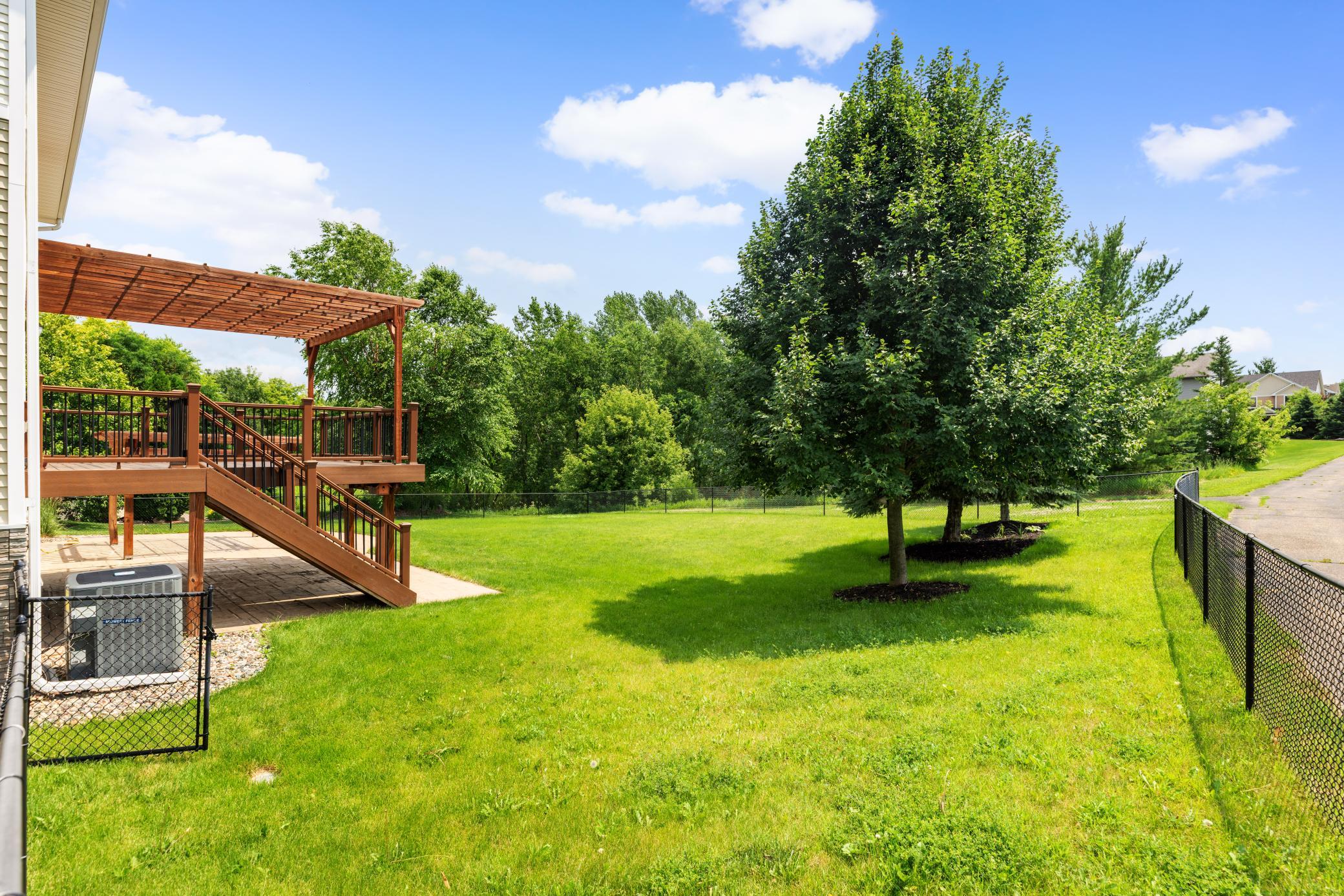 main property photo 5