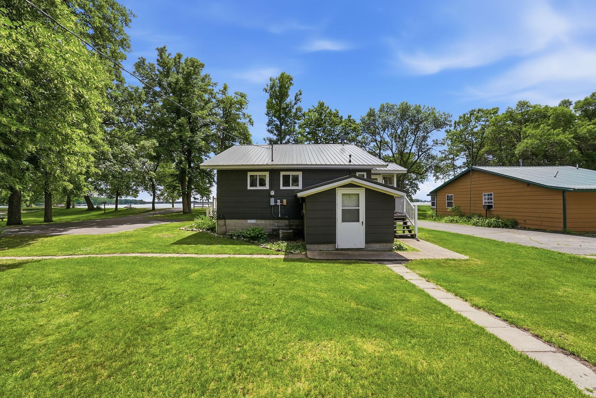 main property photo 34