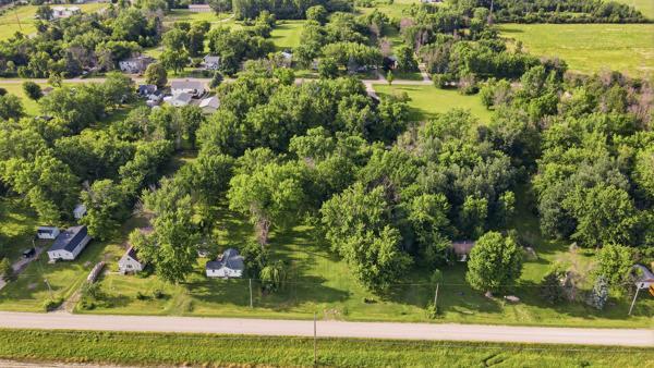 main property photo 12