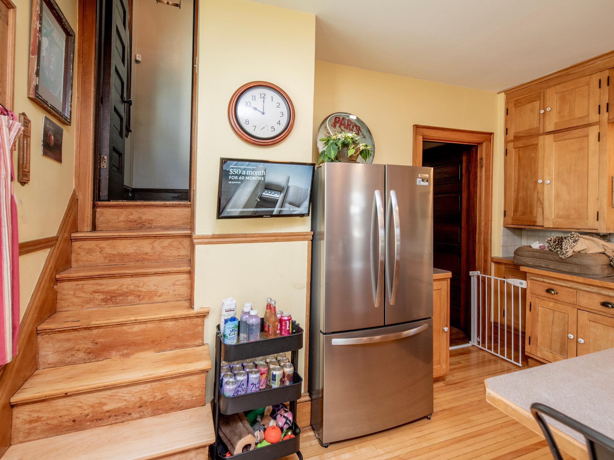 main property photo 16