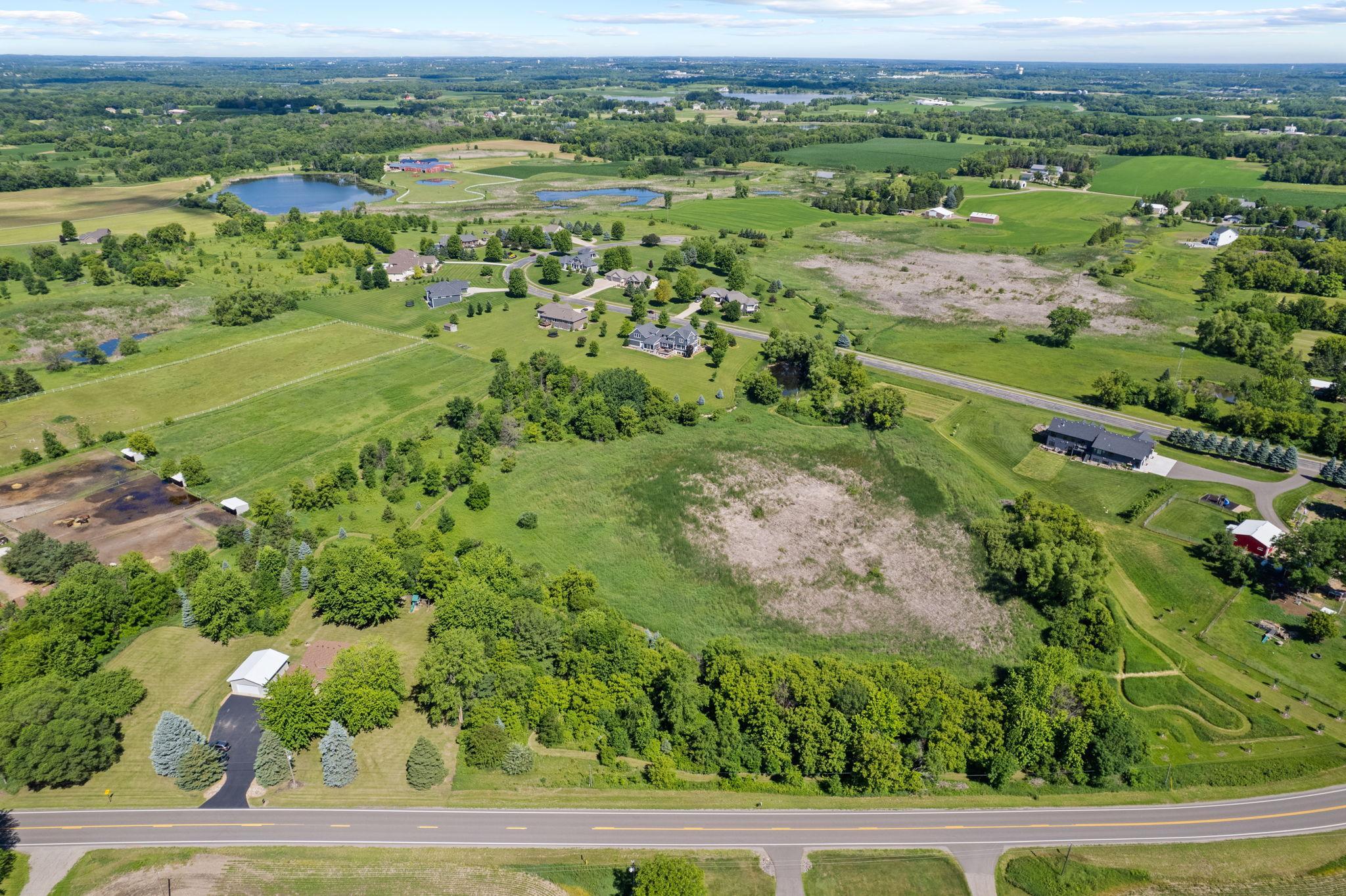 main property photo 36