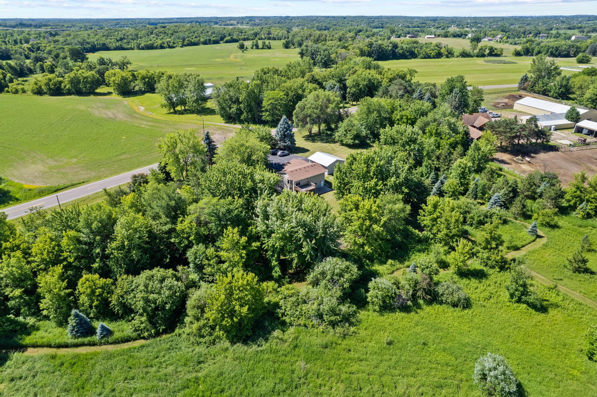 main property photo 4