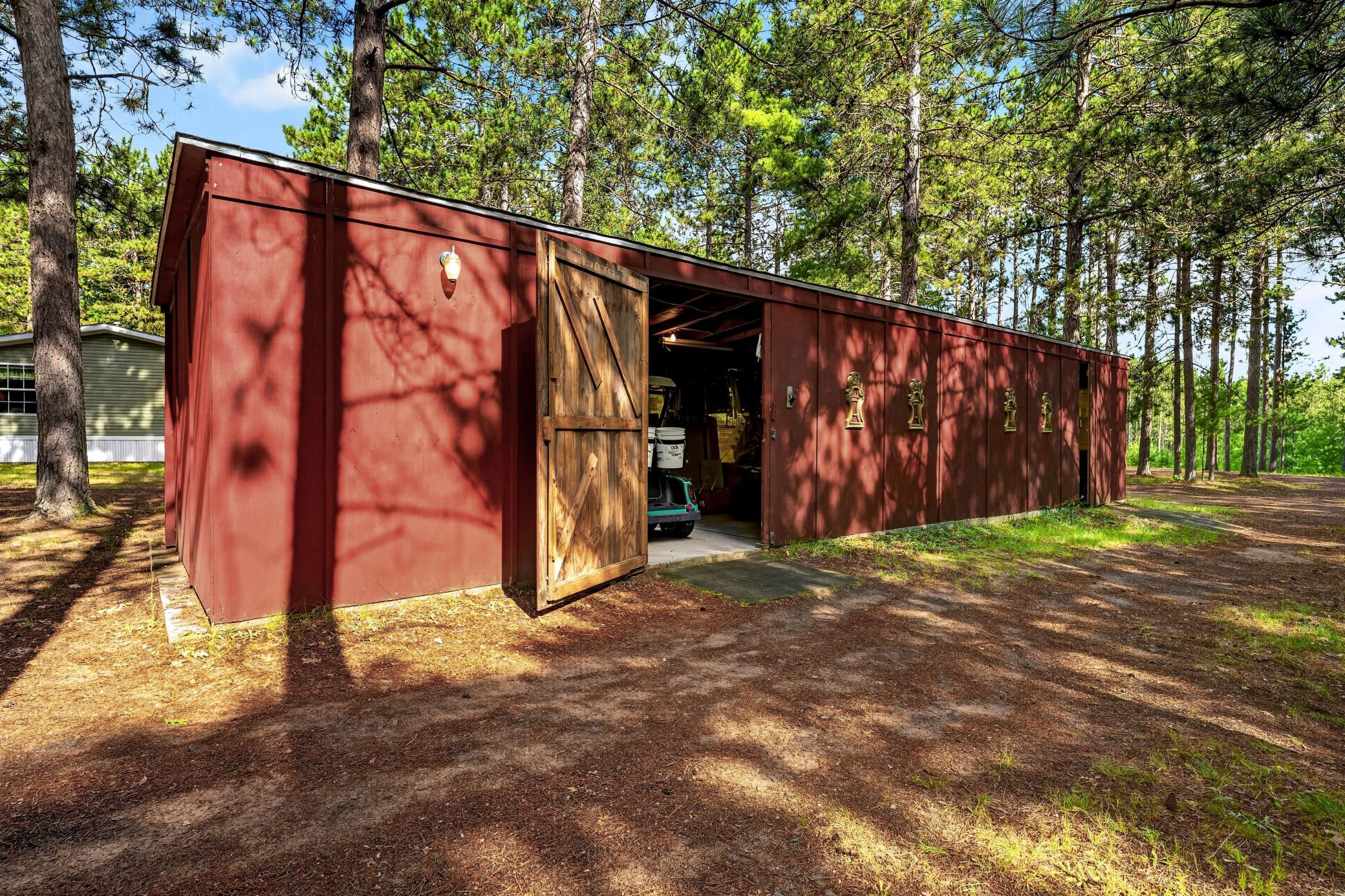 main property photo 39