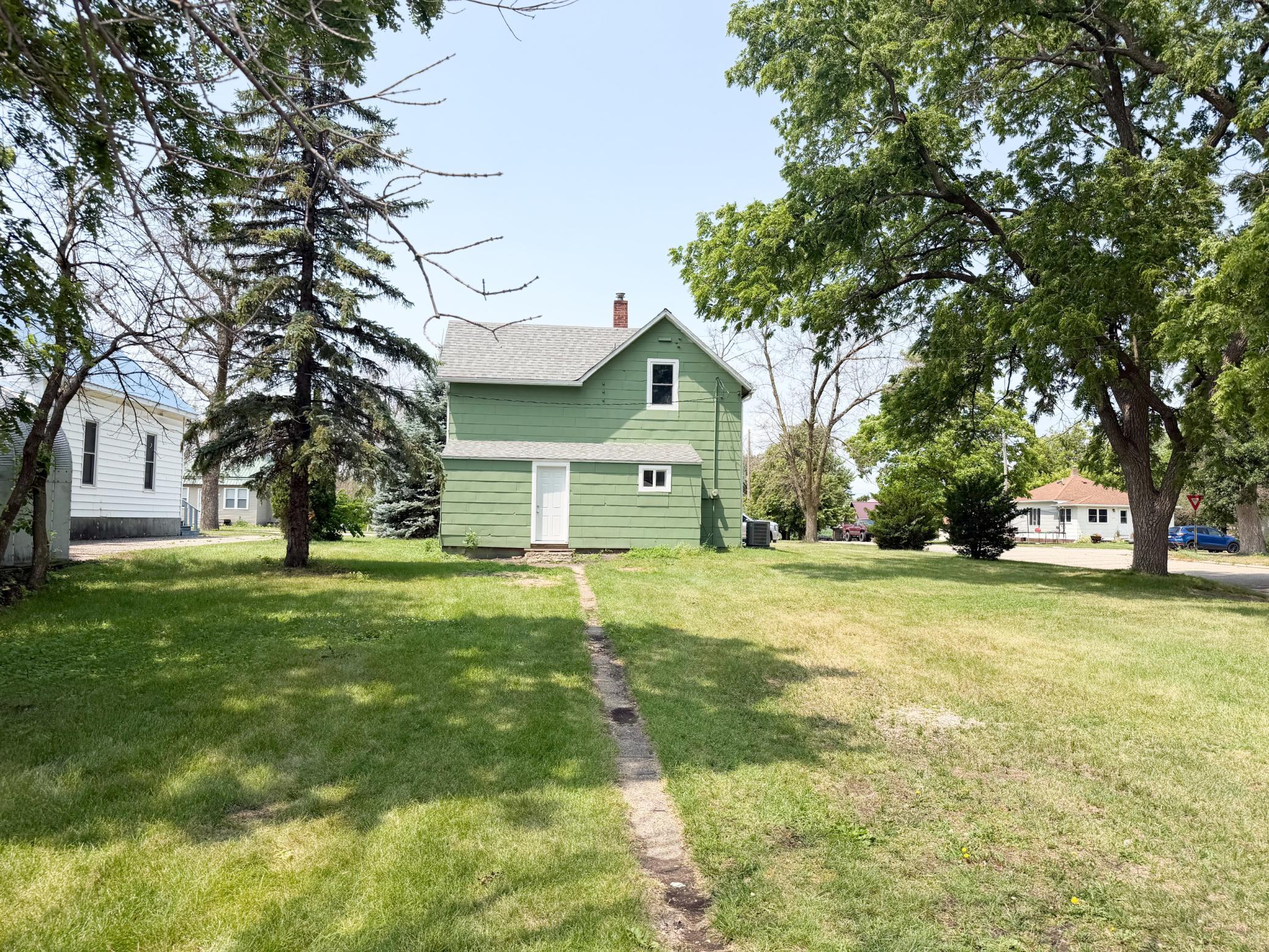 main property photo 24