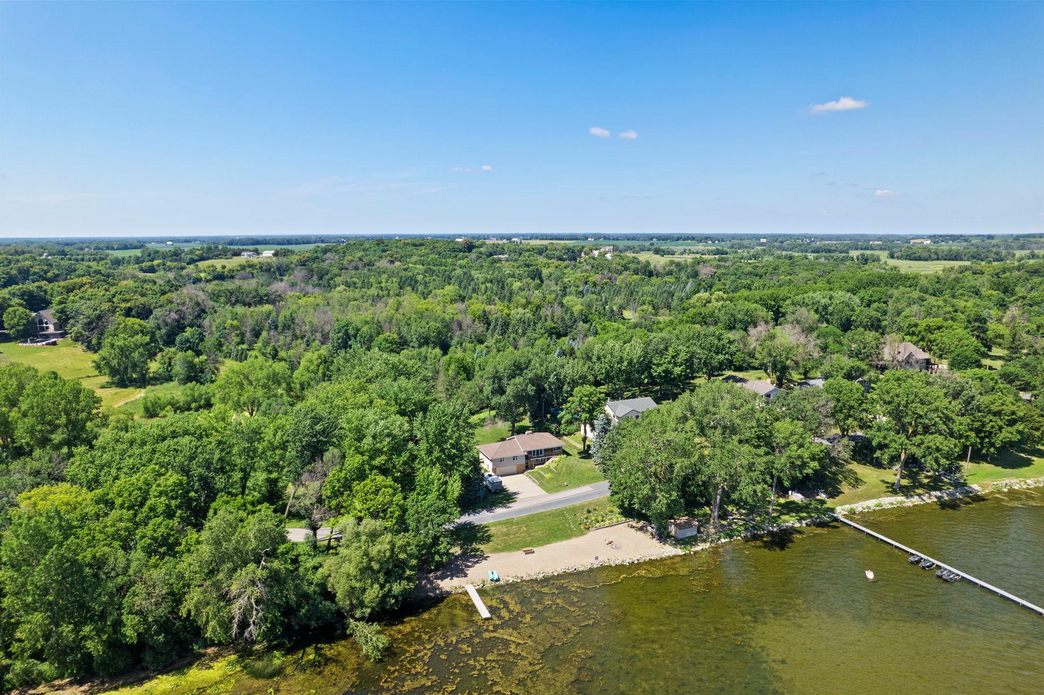 main property photo 10