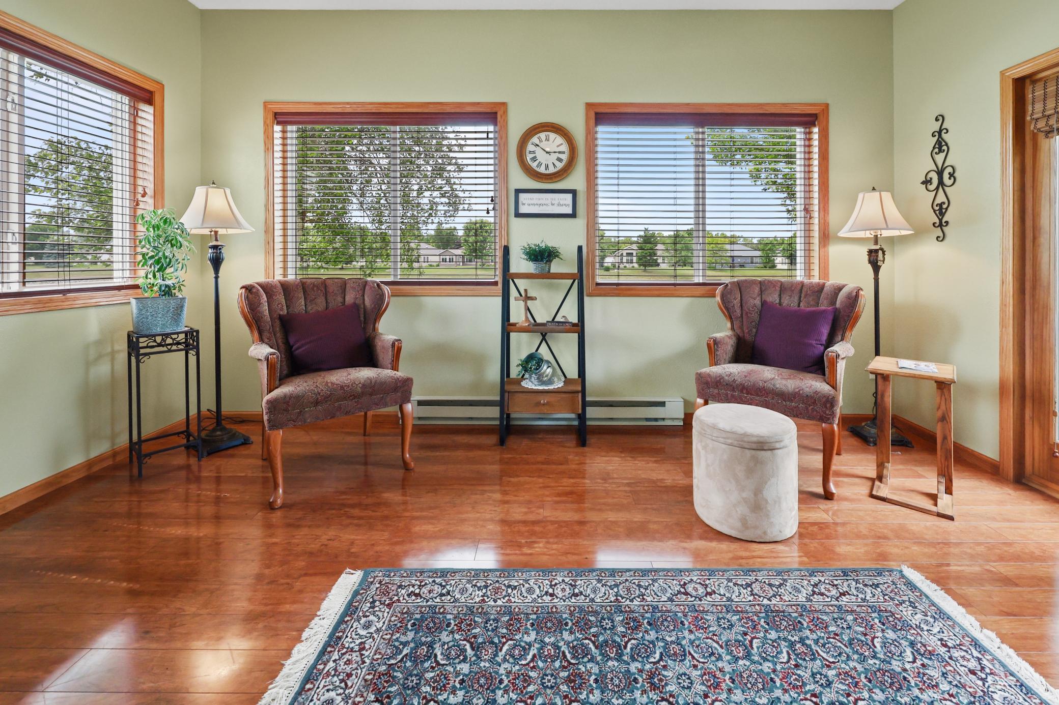 main property photo 25