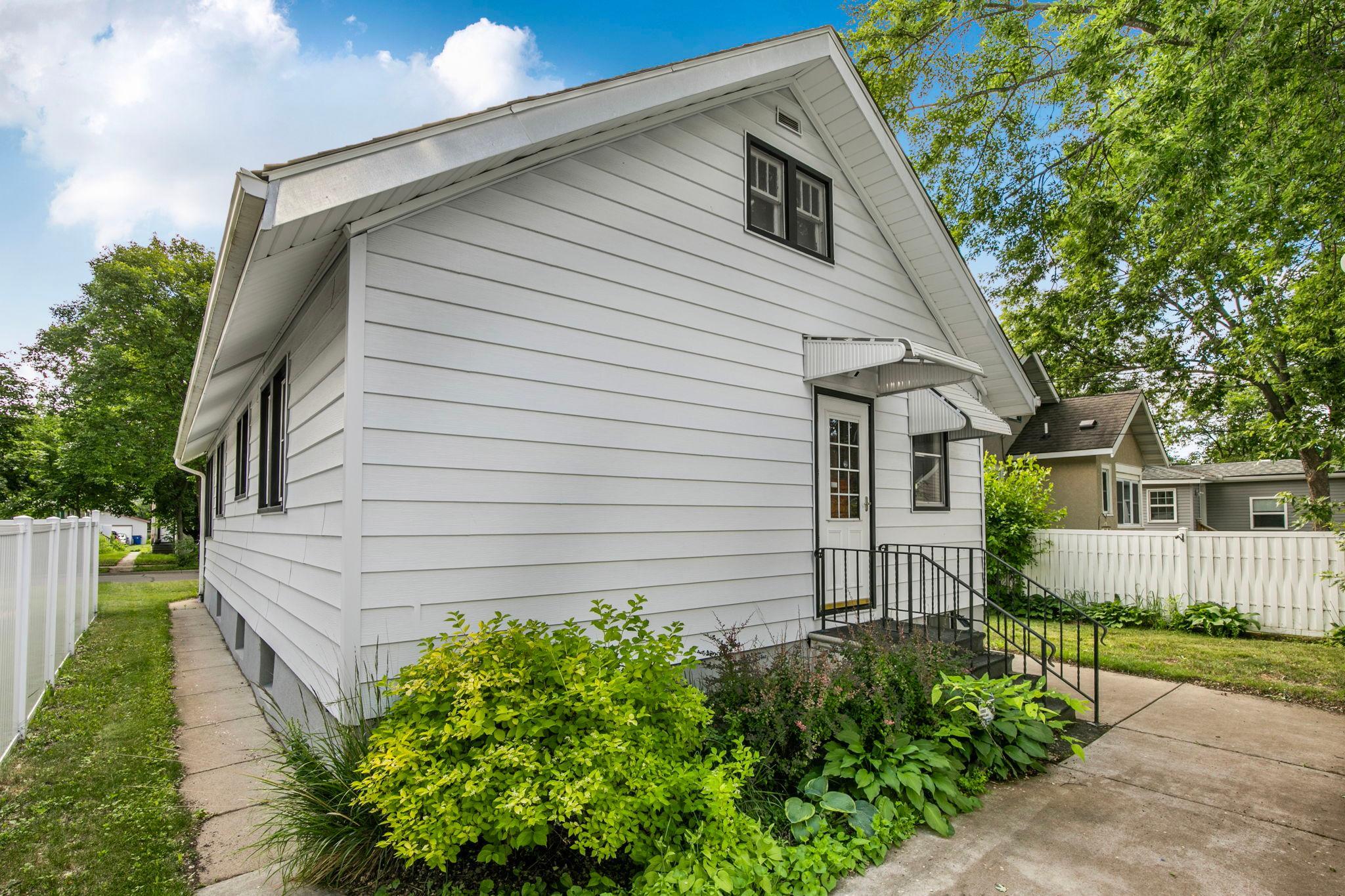 main property photo 21