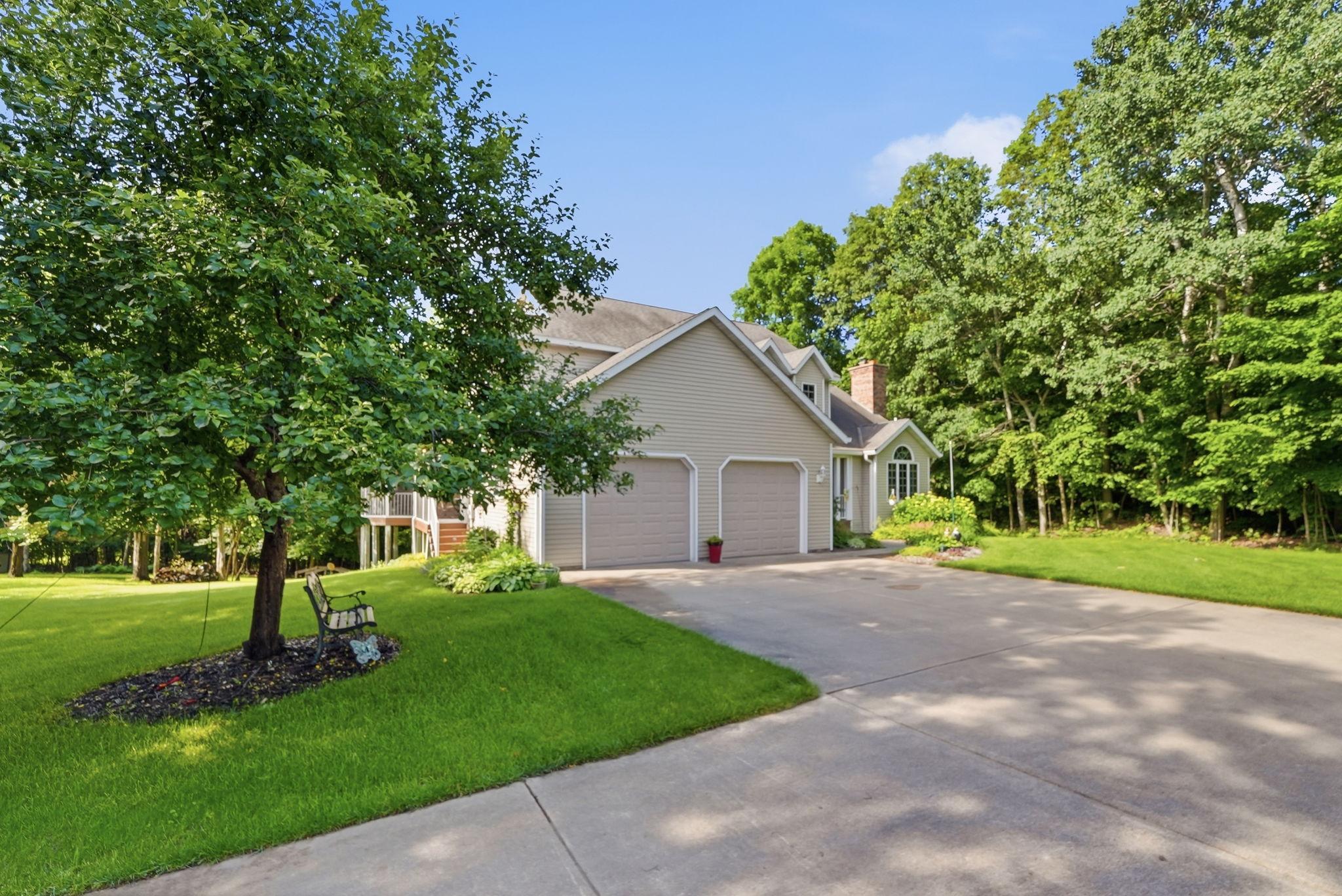 main property photo 67